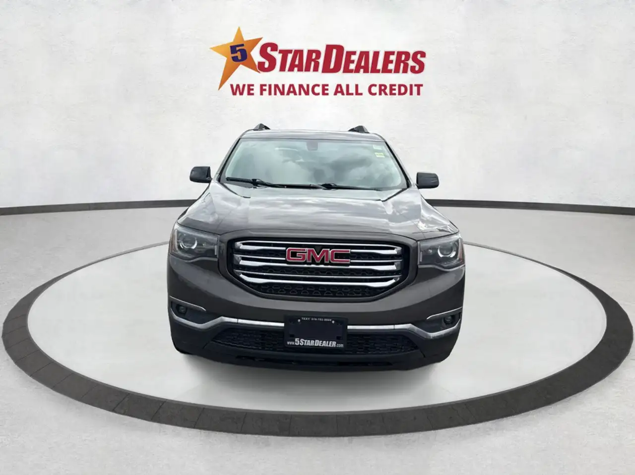 GMC Acadia снимка GMC Acadia