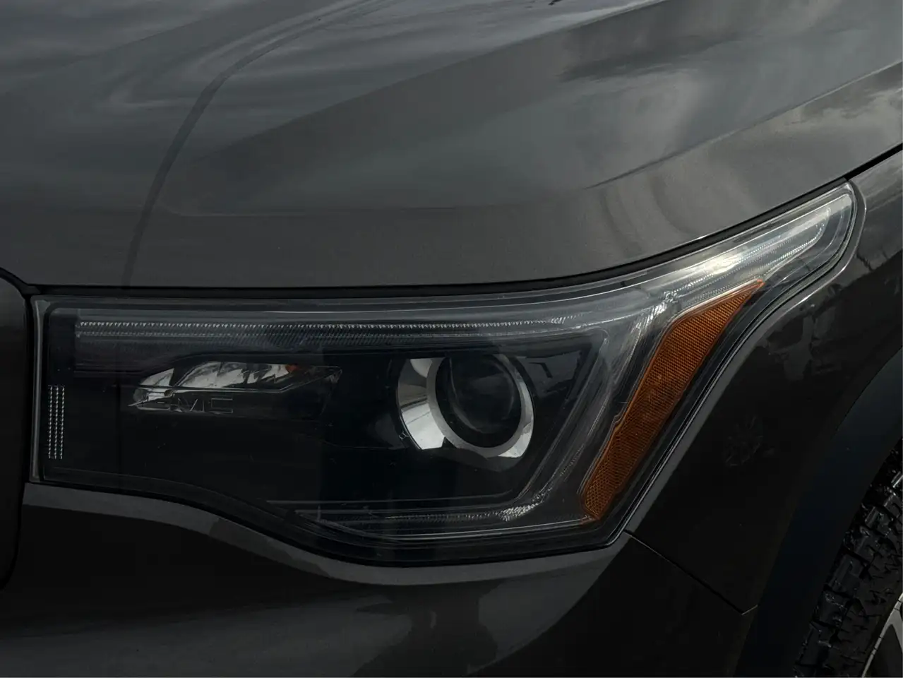 GMC Acadia снимка GMC Acadia