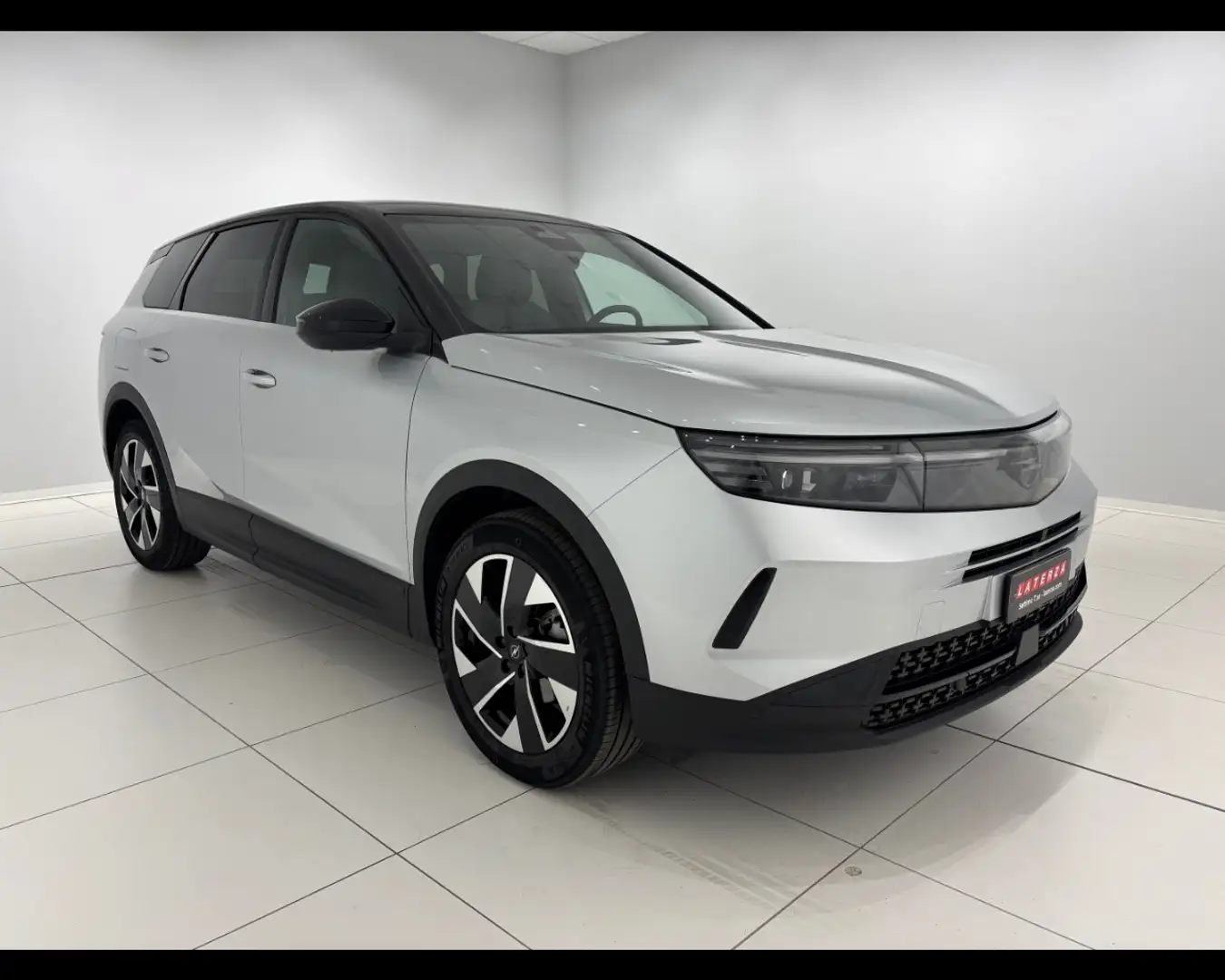 Opel Grandland 1.2 Hybrid GS Argent - 1