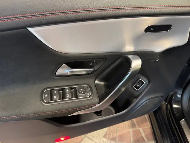 Mercedes-Benz Cla Class view 9