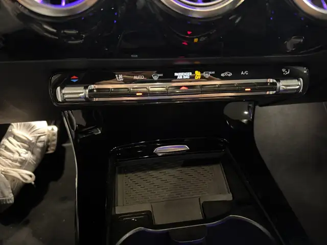 Mercedes-Benz Cla Class view 15