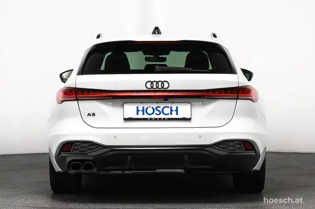 Audi A5 view 4