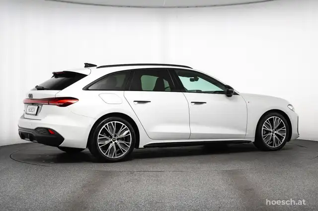 Audi A5 view 6