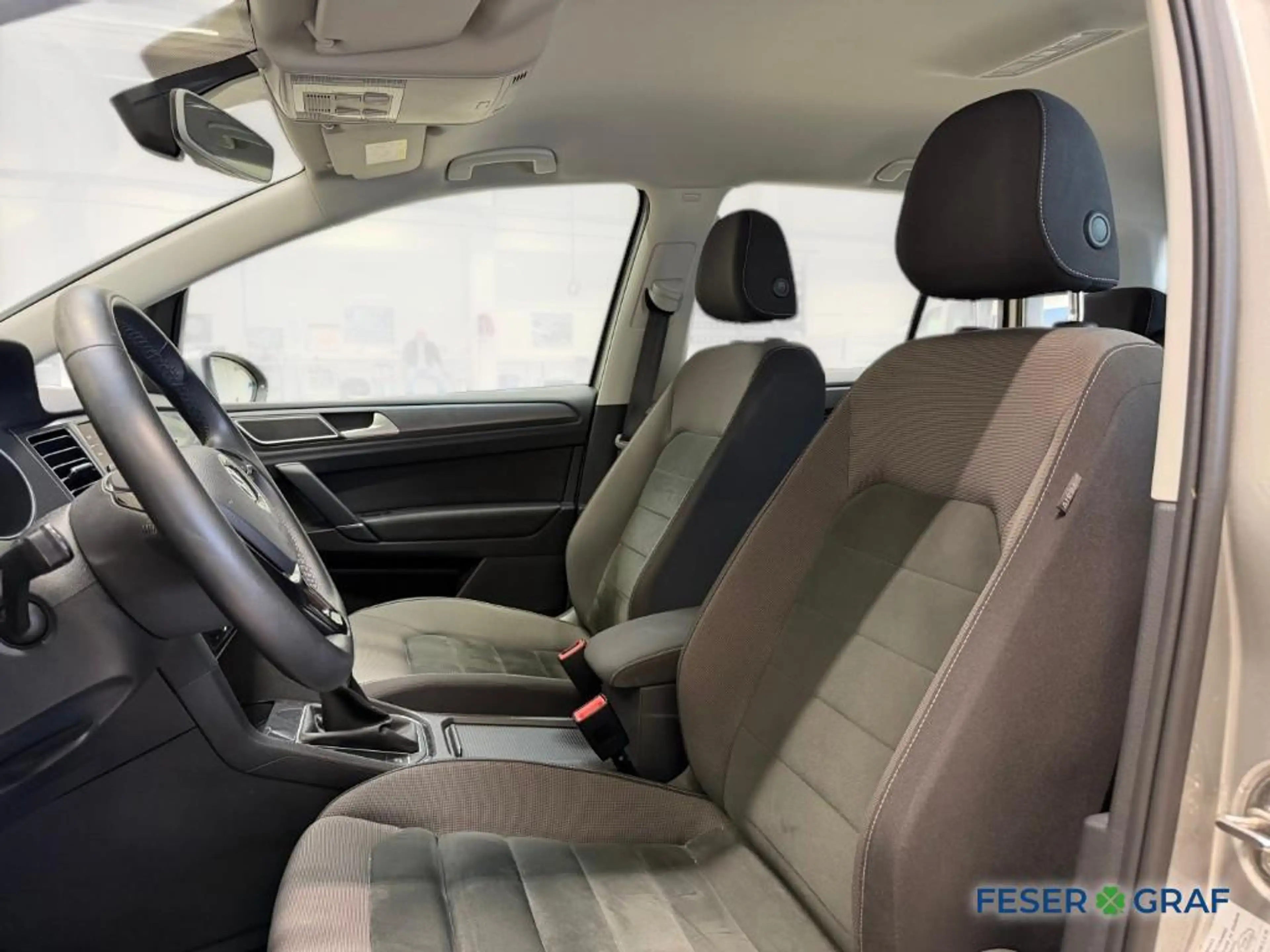 Volkswagen Golf Sportsvan Comfortline 1.0 TSI LED/Sitzhzg./Einparkhilfe — photo 11