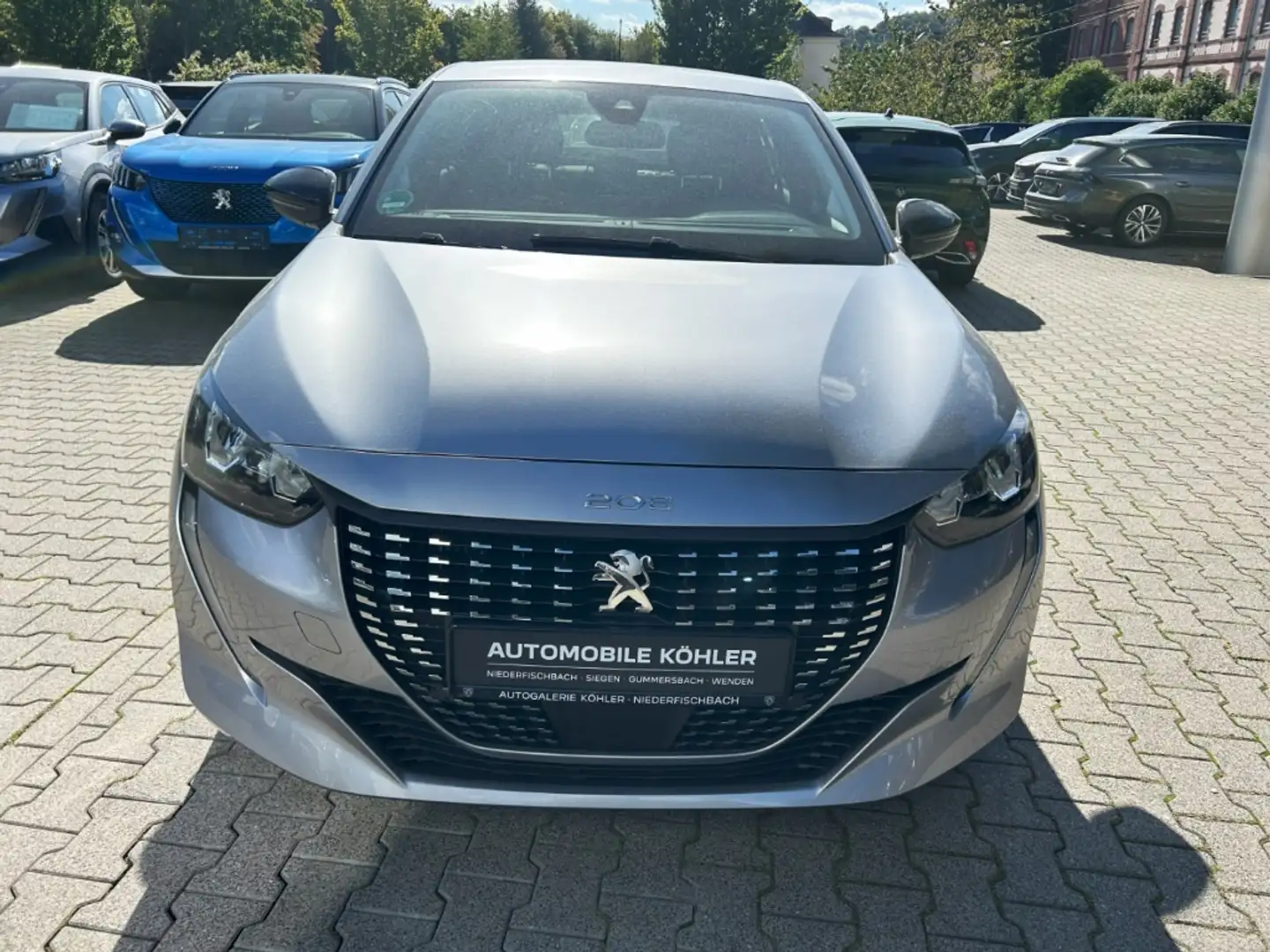 Peugeot 208 1.2 Allure Pack Navi LED Klimaautom DAB SHZ Gris - 2