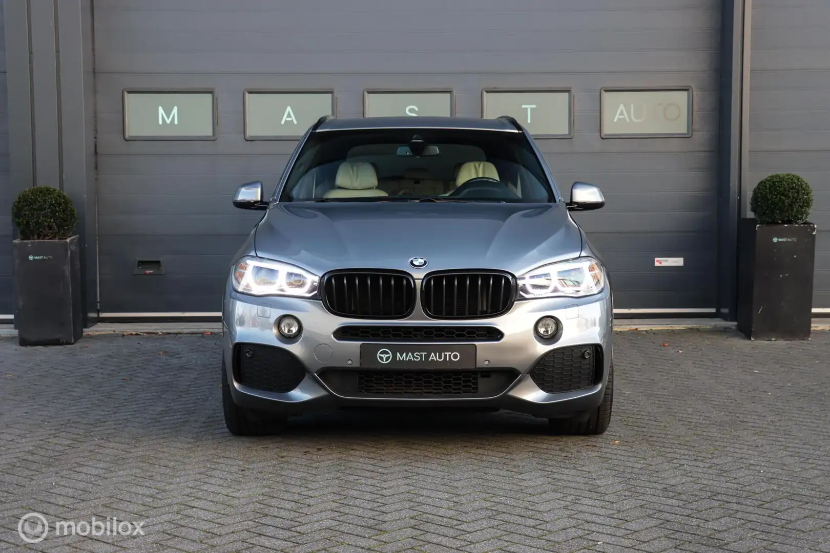 BMW X5 xDrive30d High Executive|M-sport|Leder|Rear seat e Grijs - 2
