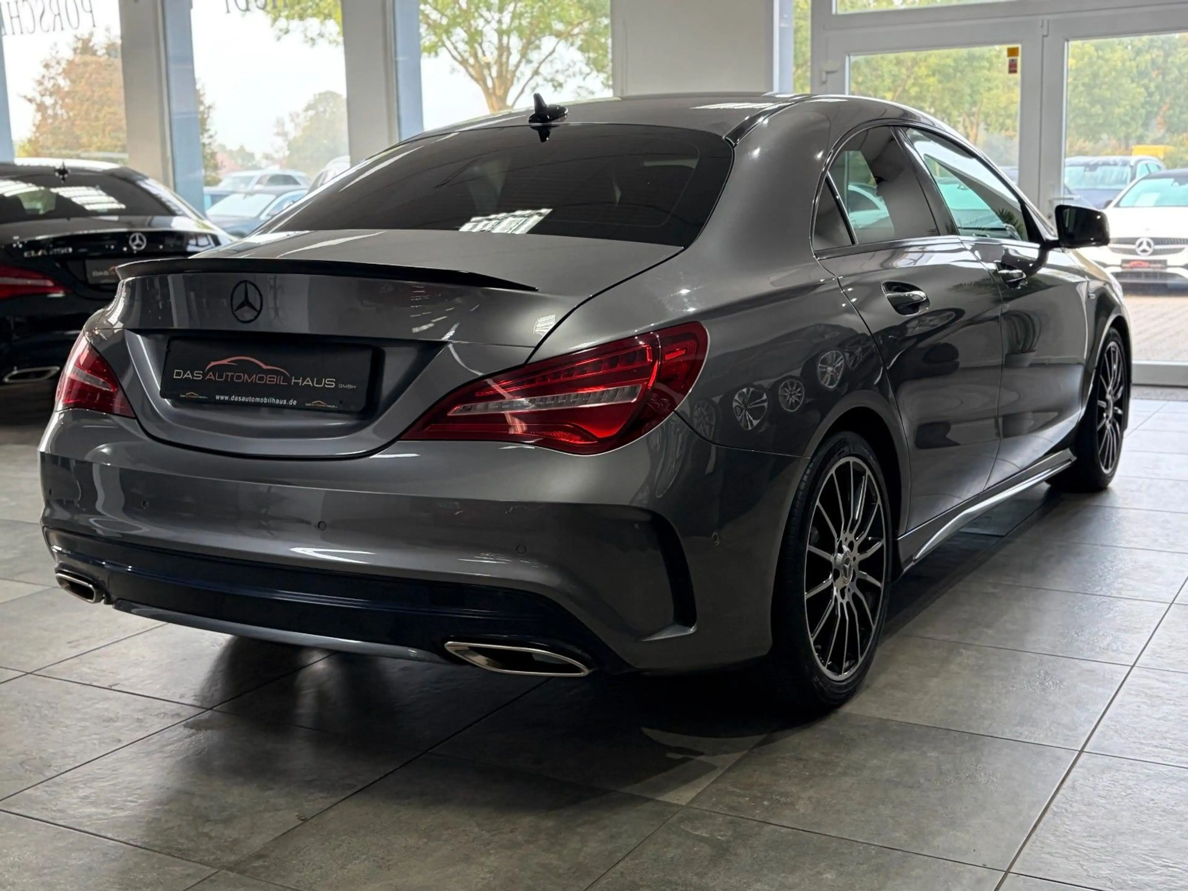 Mercedes-Benz CLA 180 AMG*EDITION*LED*Alcantara*Klimatronic* — photo 10