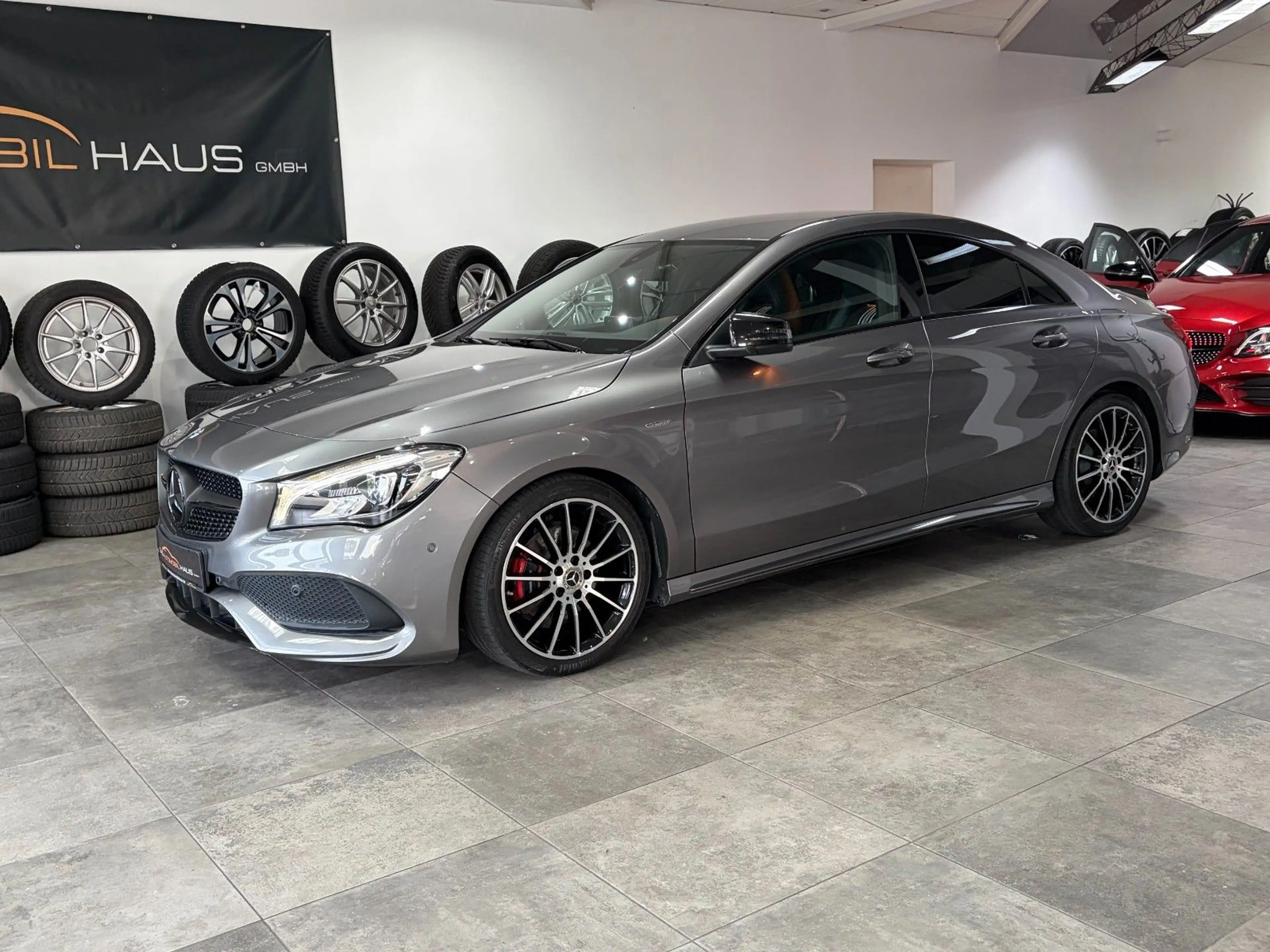 Mercedes-Benz CLA 180 AMG*EDITION*LED*Alcantara*Klimatronic* — photo 5