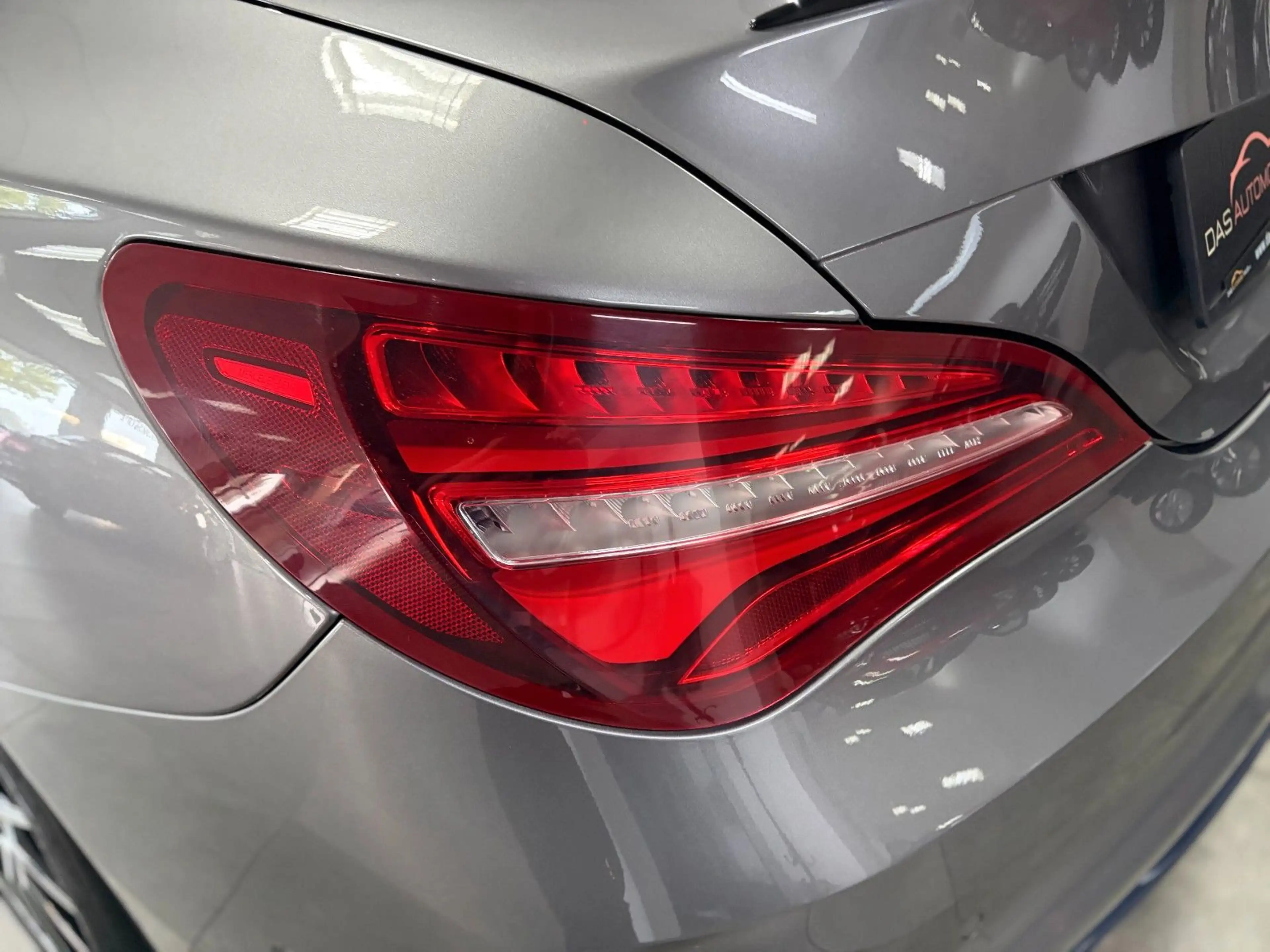 Mercedes-Benz CLA 180 AMG*EDITION*LED*Alcantara*Klimatronic* — photo 30