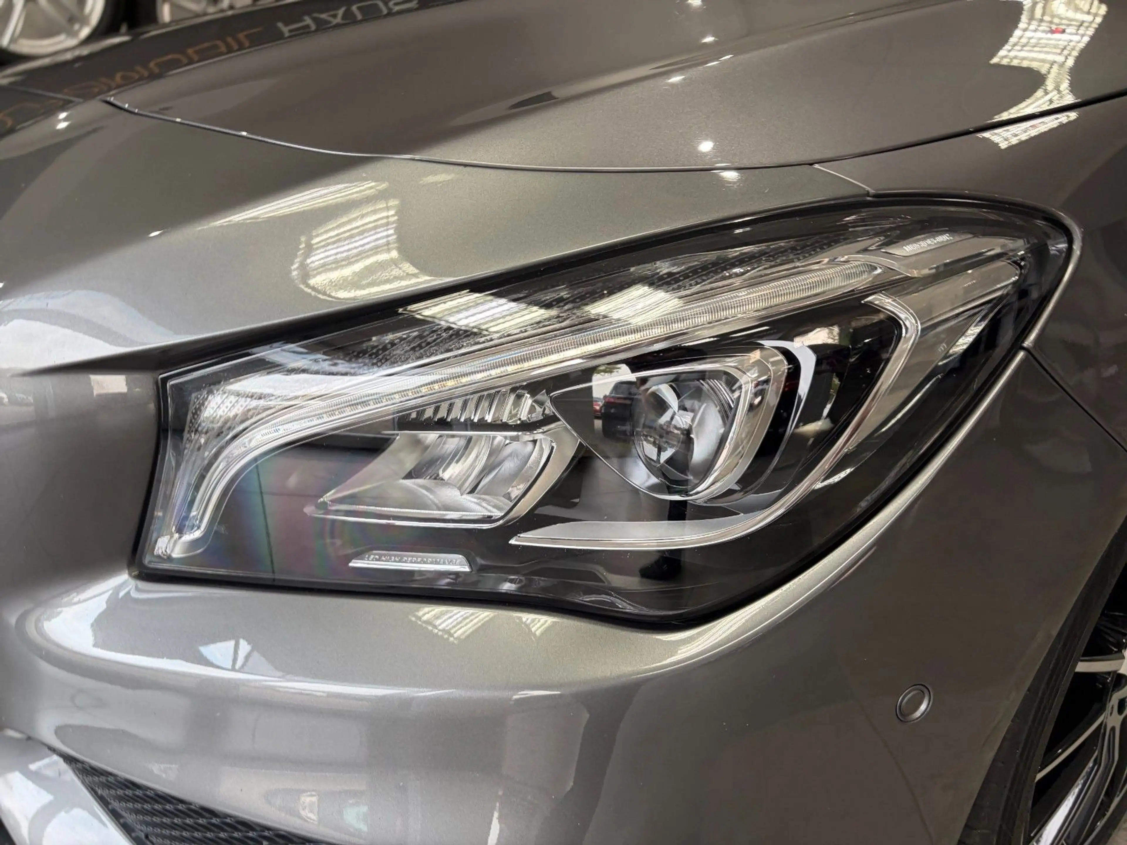 Mercedes-Benz CLA 180 AMG*EDITION*LED*Alcantara*Klimatronic* — photo 29