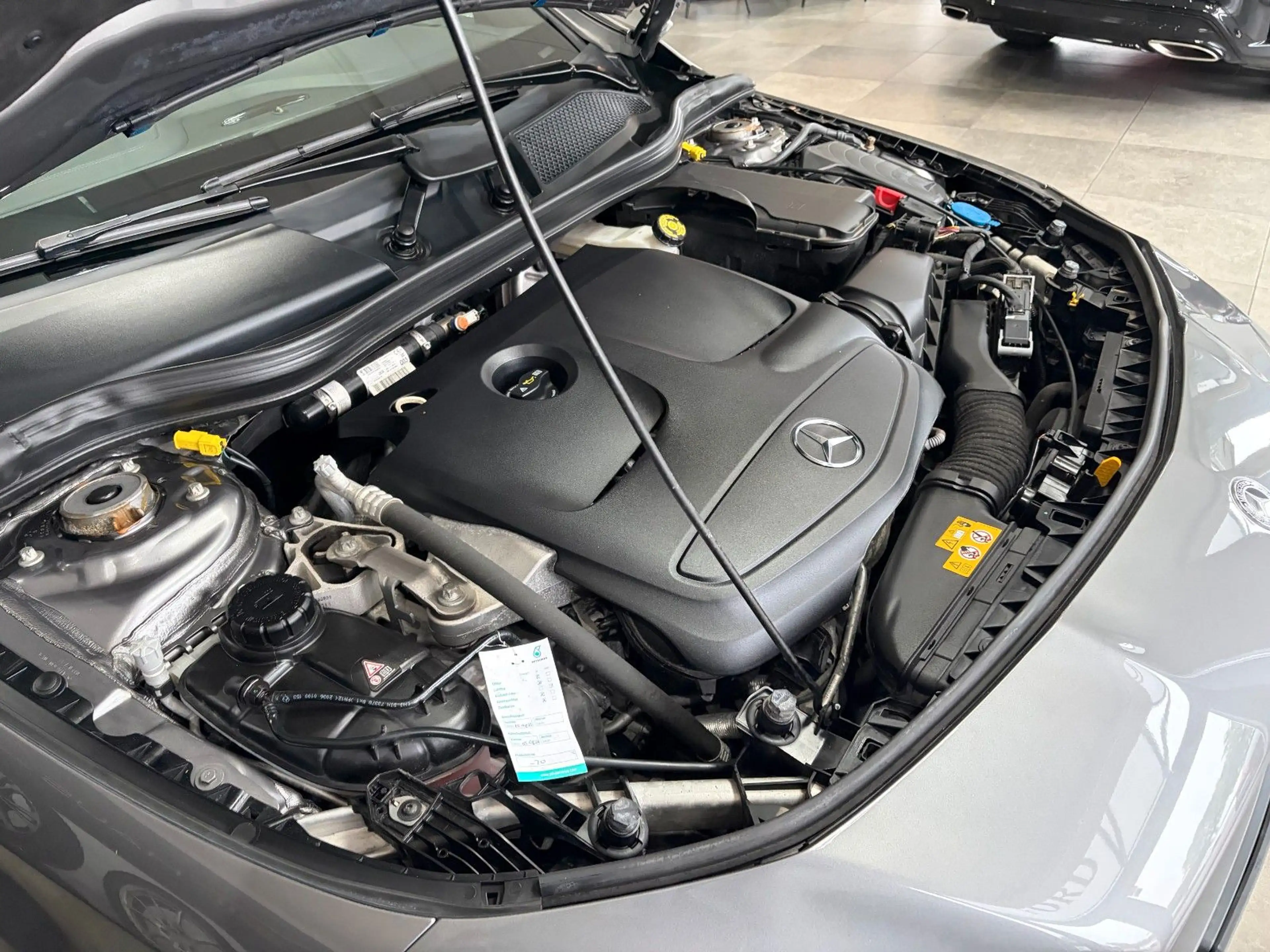 Mercedes-Benz CLA 180 AMG*EDITION*LED*Alcantara*Klimatronic* — photo 43