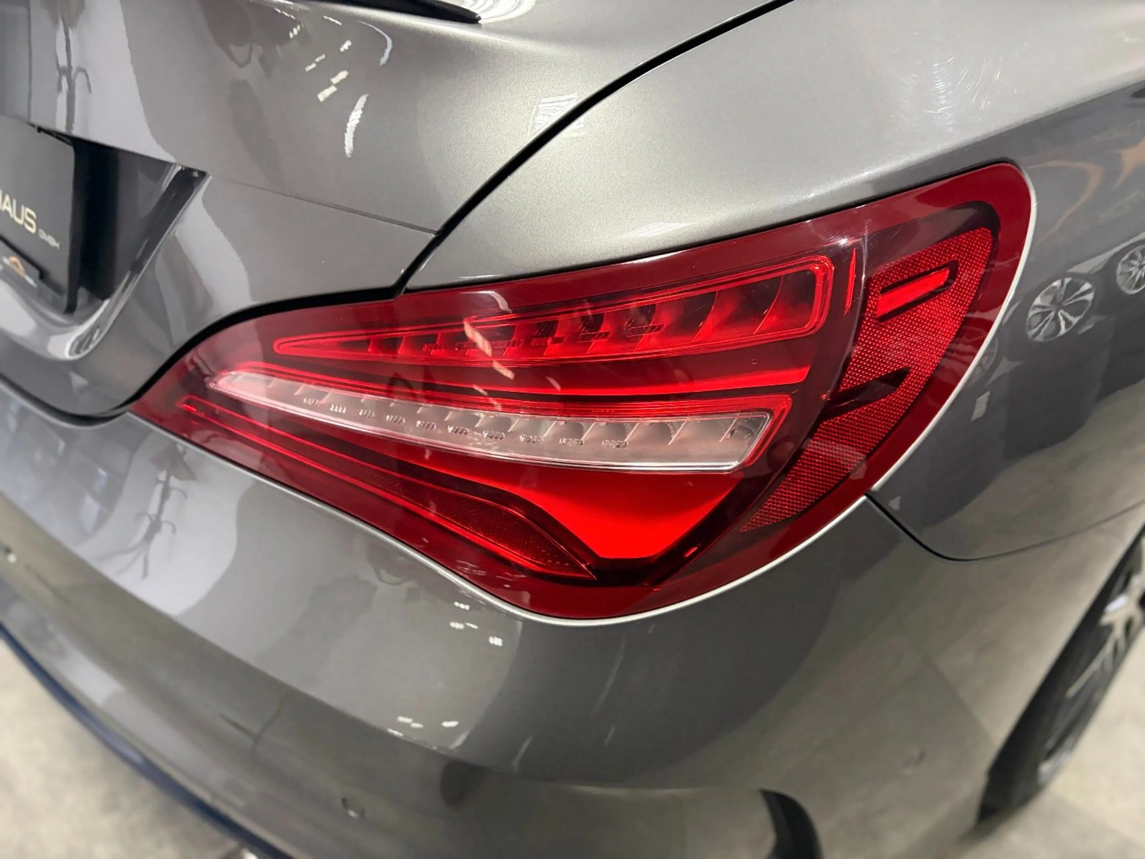 Mercedes-Benz CLA 180 AMG*EDITION*LED*Alcantara*Klimatronic* — photo 31