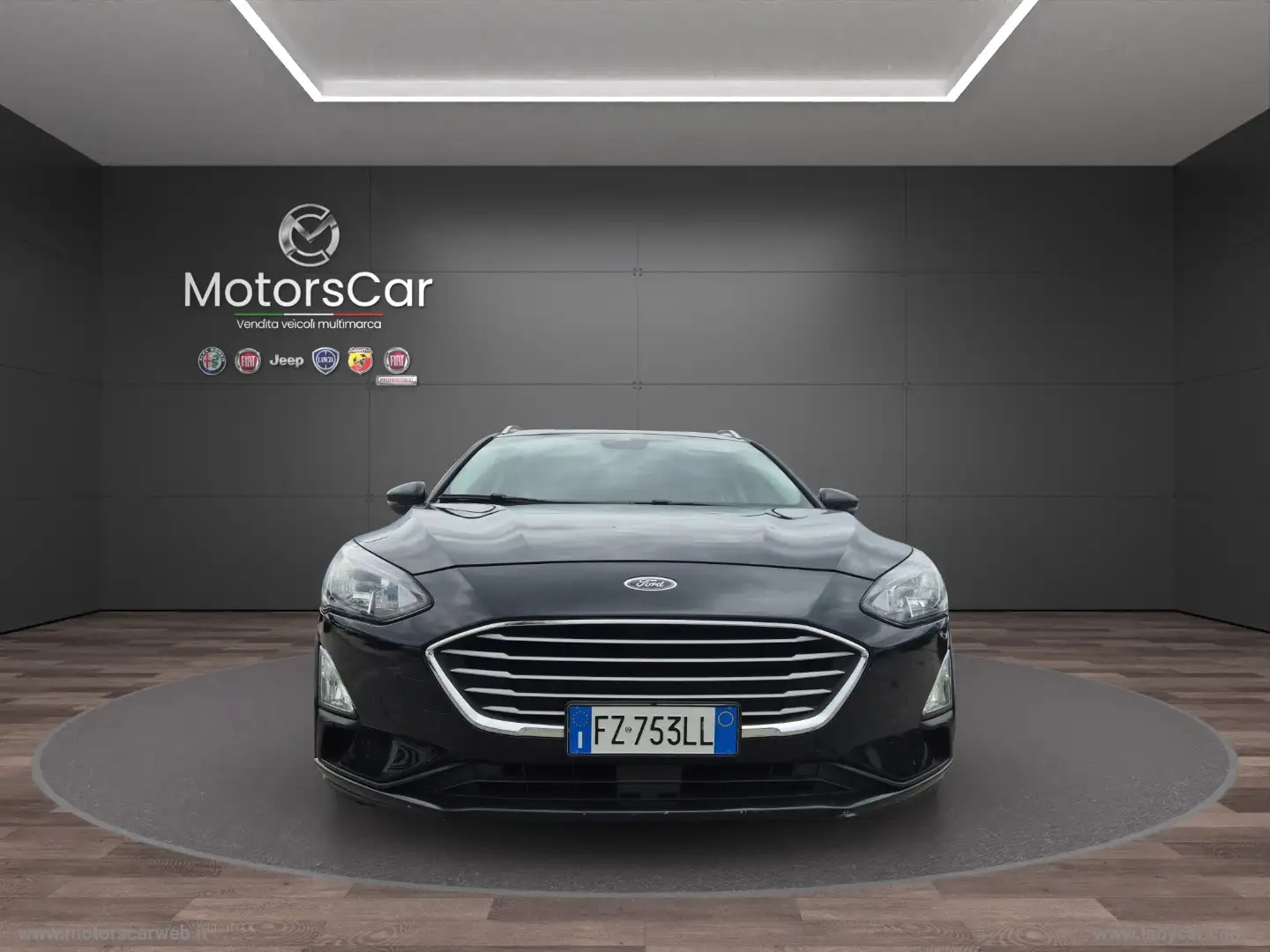 Ford Focus SW 1.5 EcoBlue 120cv Business S&S Nero - 2