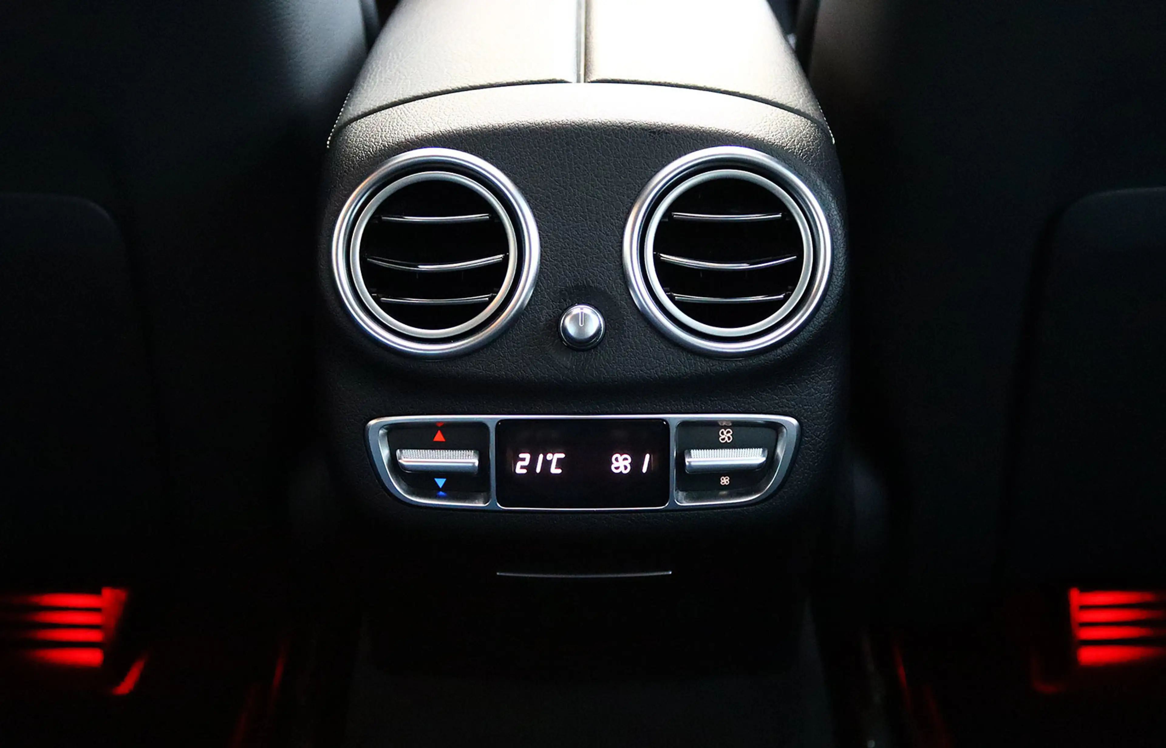 Mercedes-Benz E 400 d T 4M DISTRO+KAMERA+HEADUP+BURMESTER+AHK — photo 16