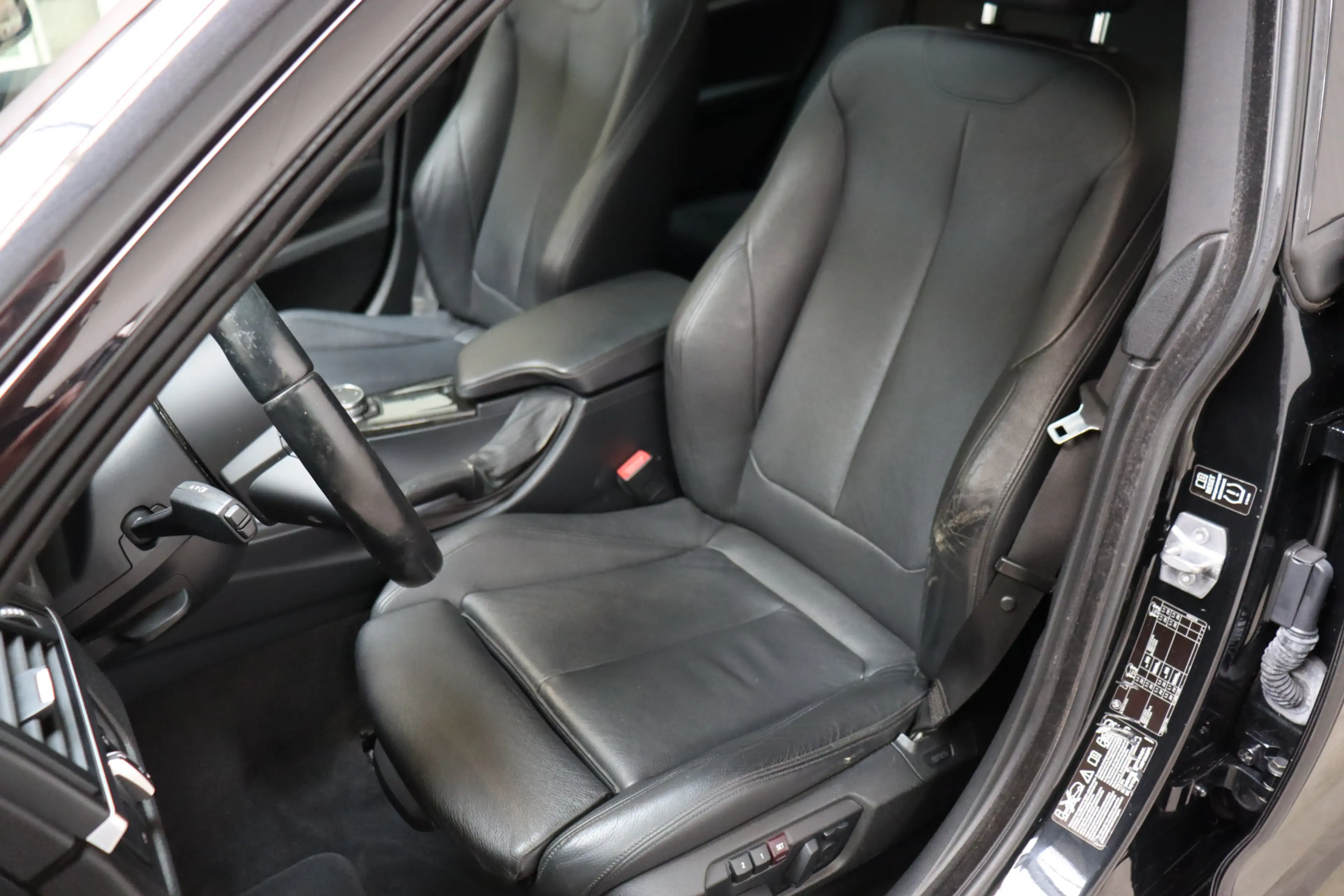BMW 335 3-serie Gran Turismo 335i xDrive High Executive M — photo 14