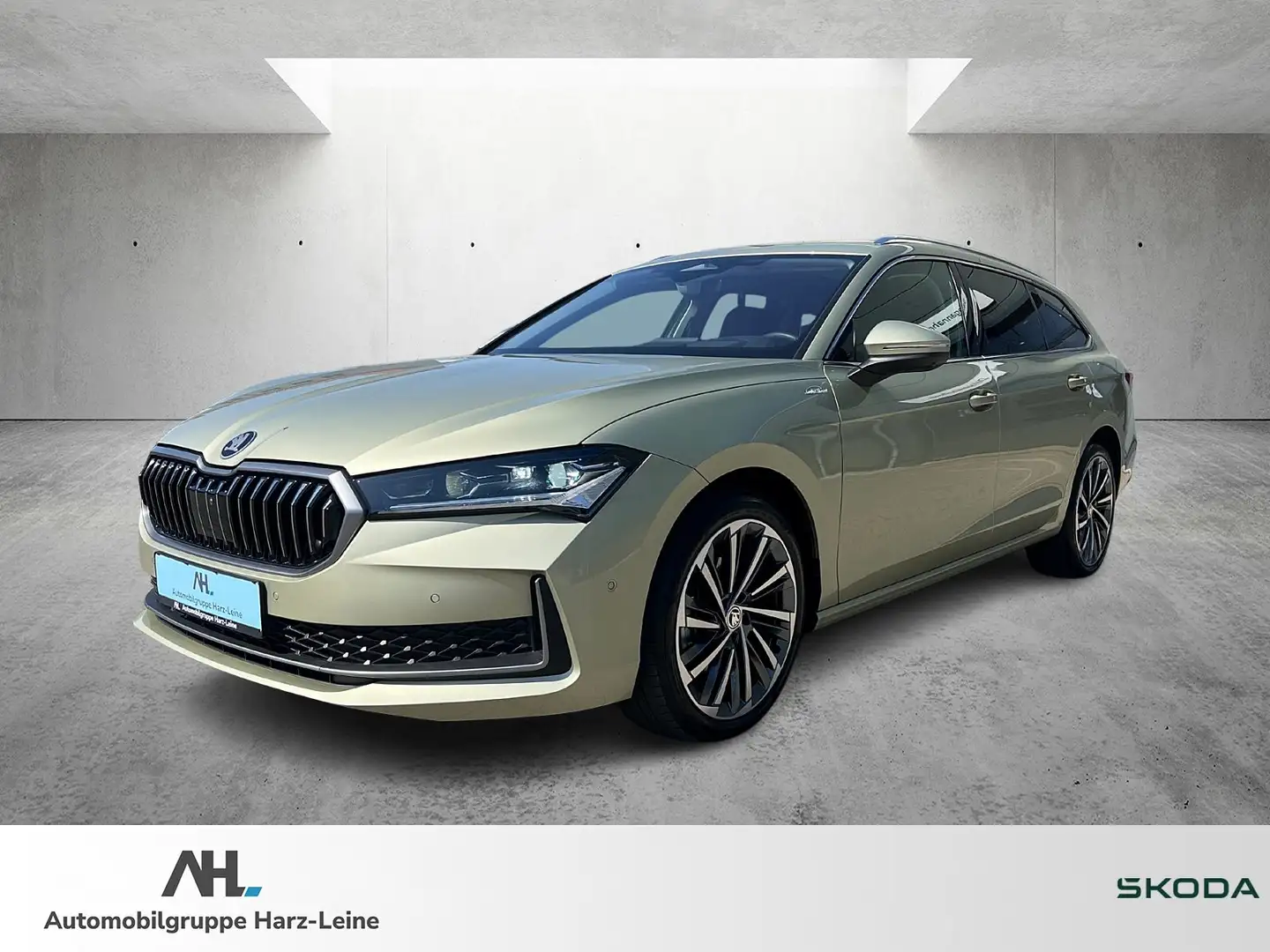 Skoda Superb Combi L&K 2,0 TDI 110kW  Vorführwagen *Sofort Verf Gelb - 1