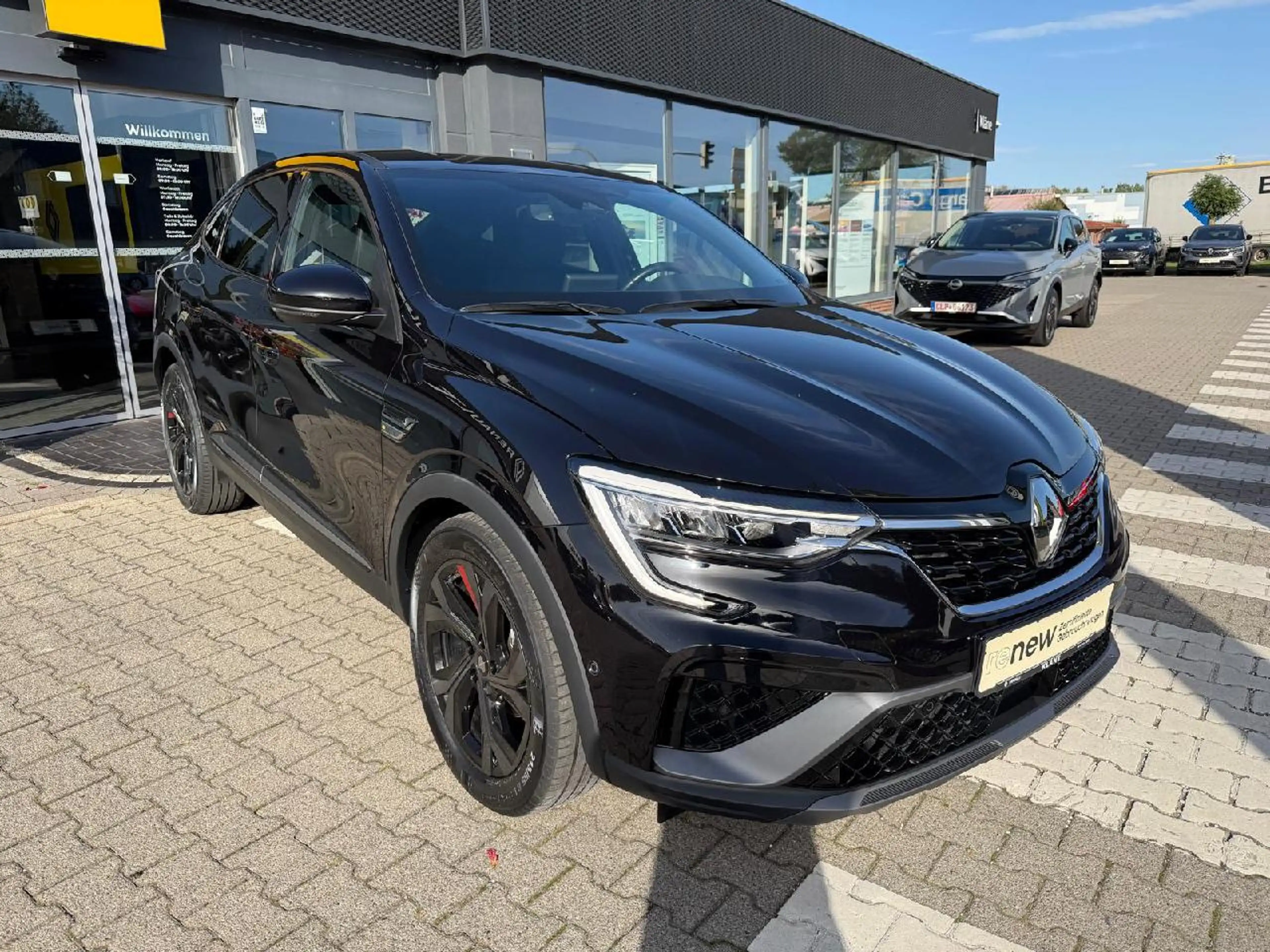 Renault Arkana R.S. Line mild hybrid 160 EDC — photo 3
