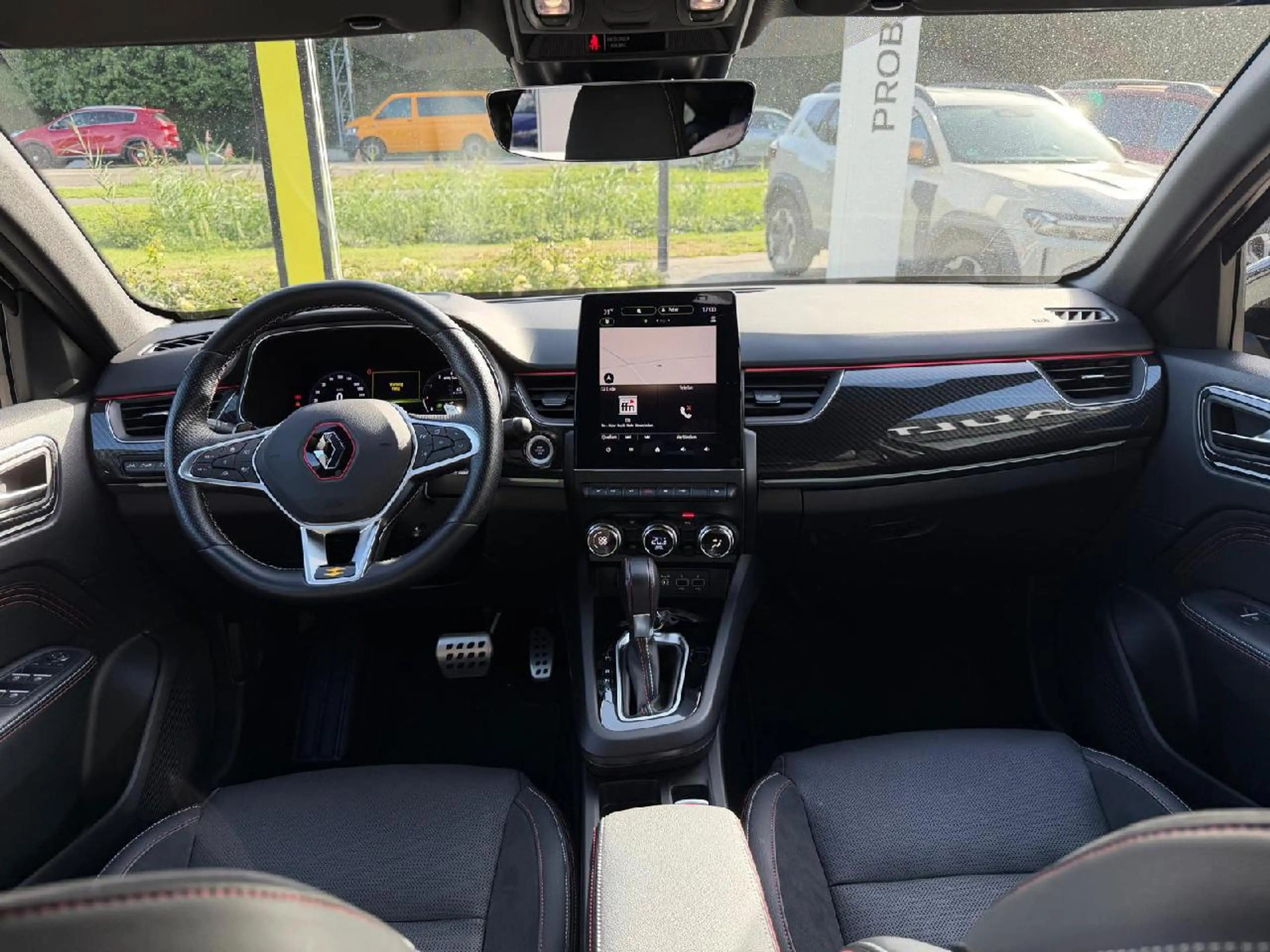 Renault Arkana R.S. Line mild hybrid 160 EDC — photo 11