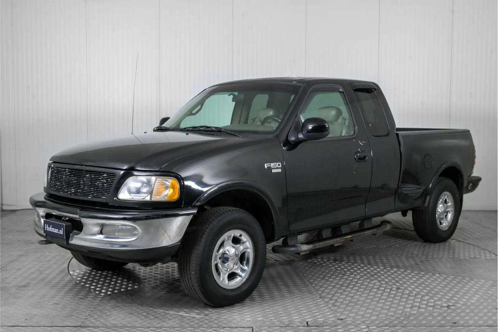 Ford F 150 USA Lariat Supercab 5.4 V8 triton 260 HP LPG 4x4 4 Schwarz - 1