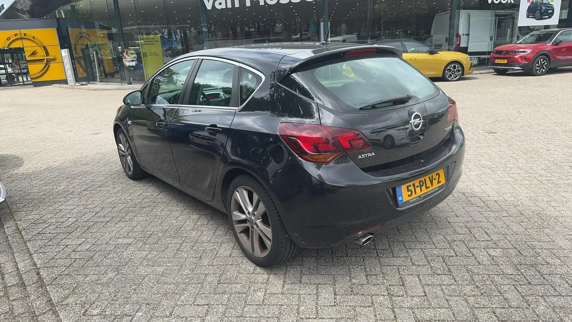 Opel Astra 1.4 Turbo Sport Noir - 2