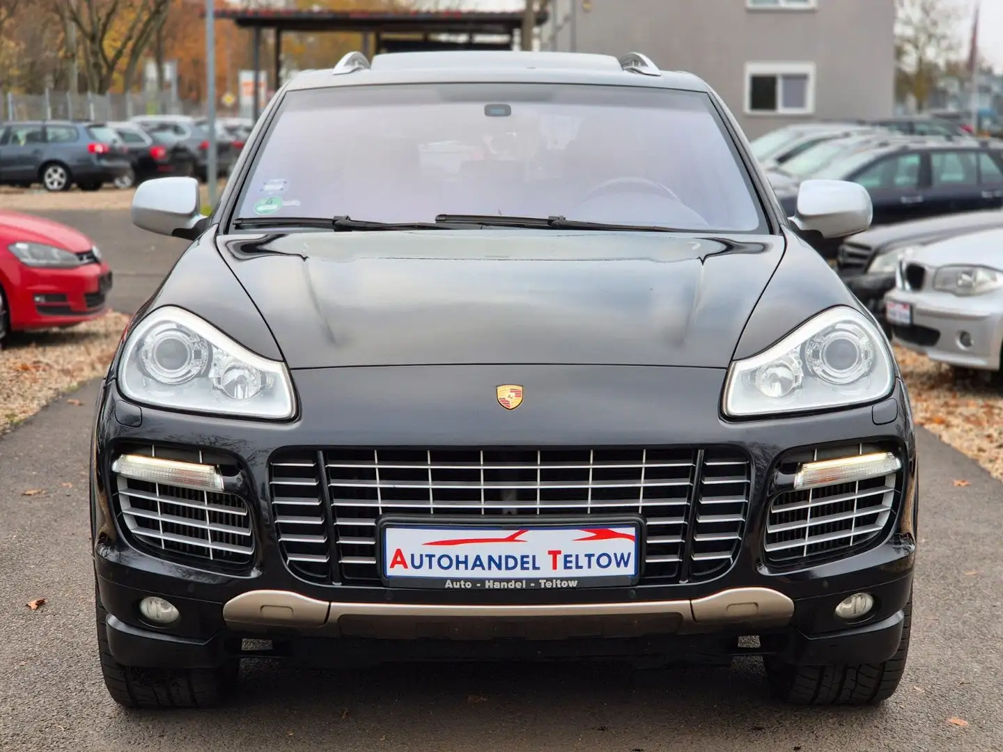 Porsche Cayenne Turbo *Individual *Vollaustattung Schwarz - 2
