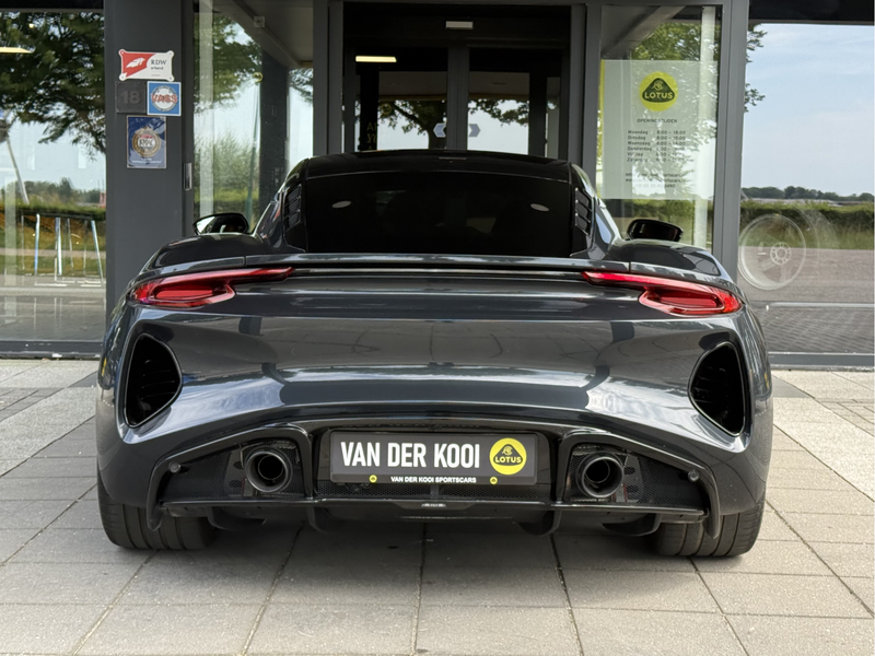 Lotus Emira 2.0 i4 First Edition — photo 6