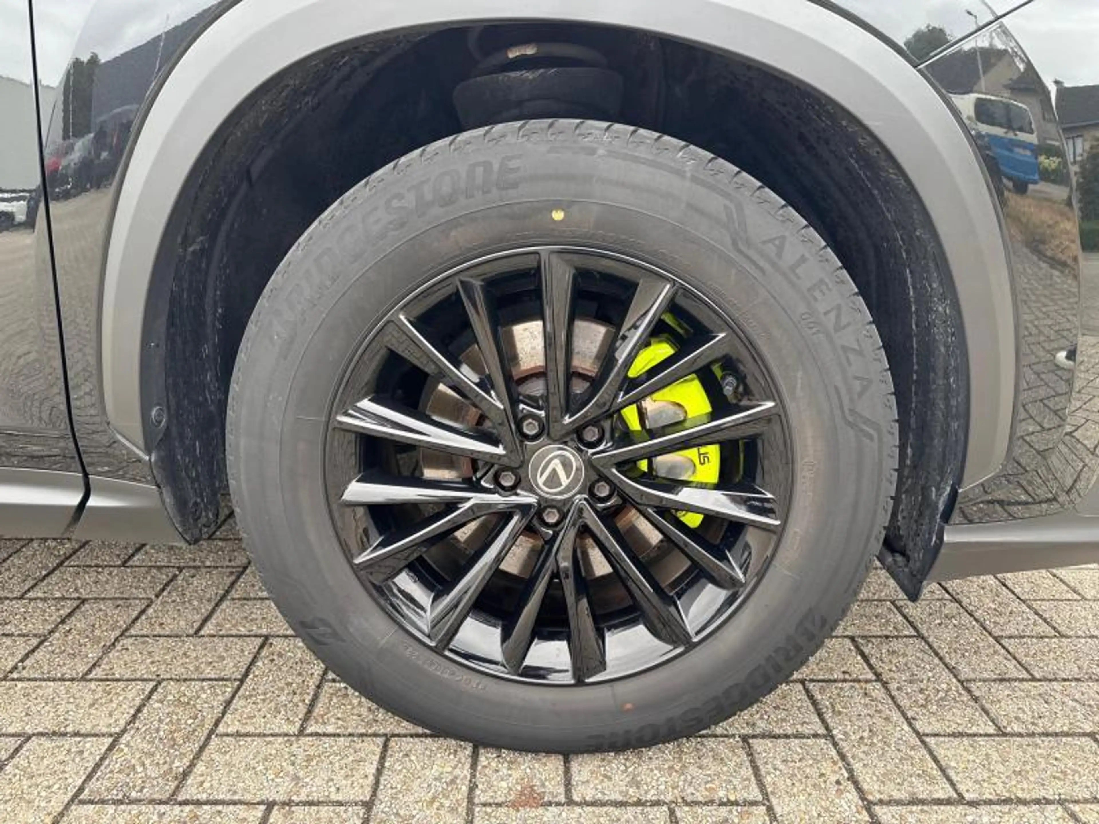 Lexus NX 350h Executive Line — photo 13