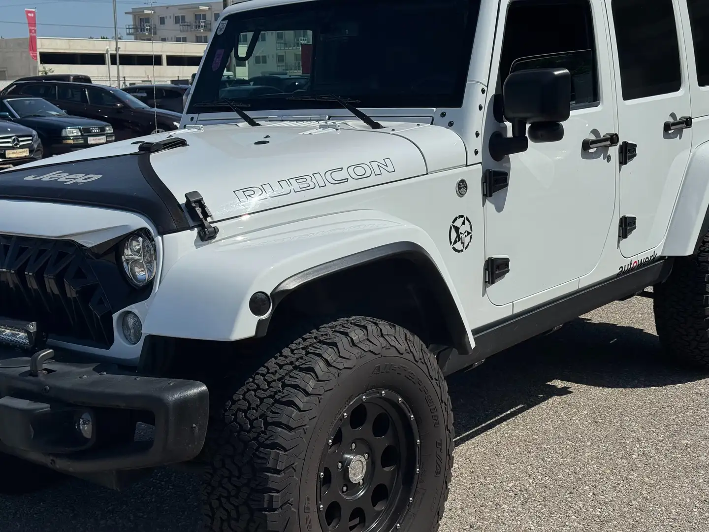 Jeep Wrangler Sahara Blanco - 1
