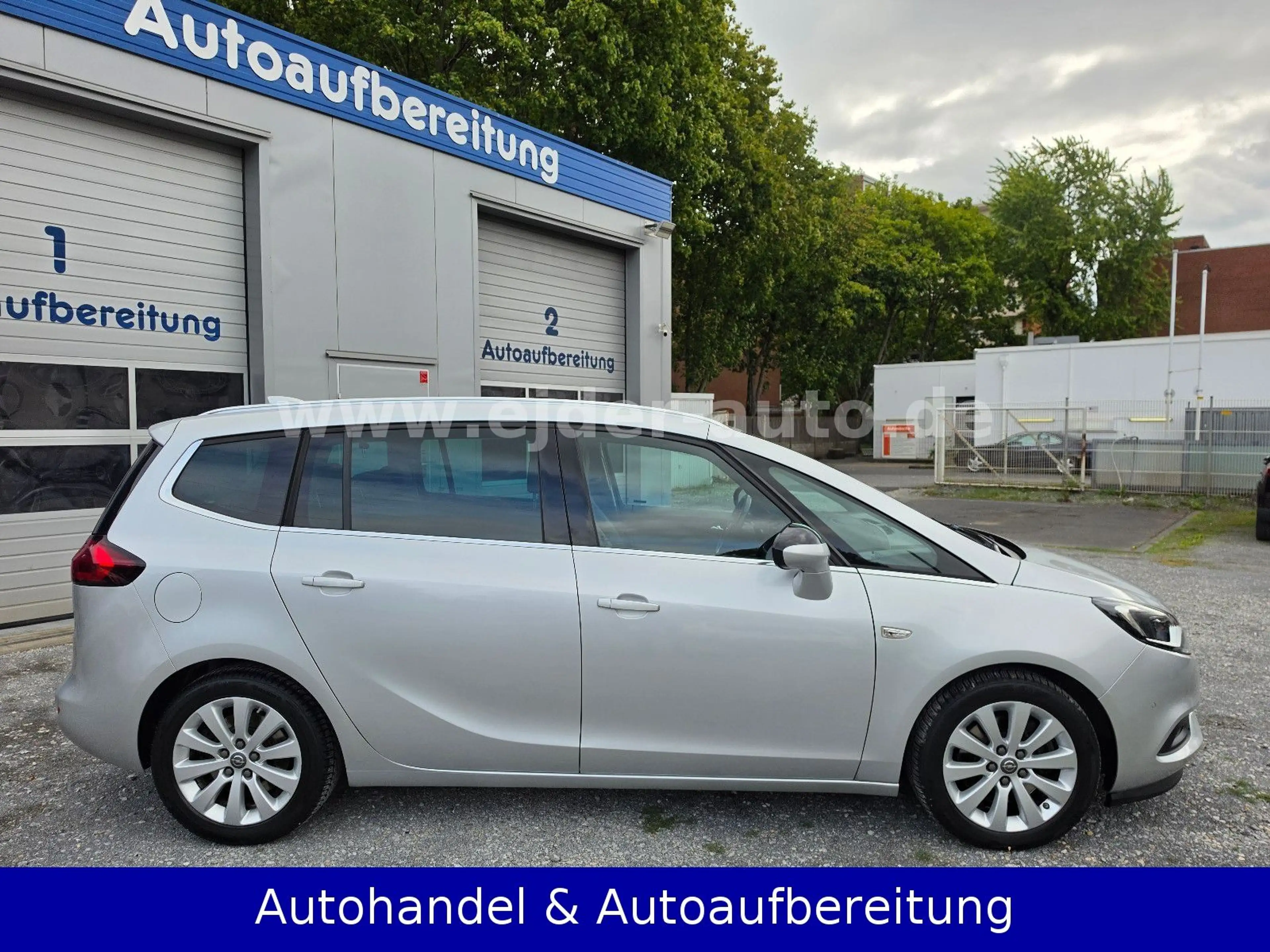 Opel Zafira C  2.0 CDTI Automatik Innovation **LED** — photo 9