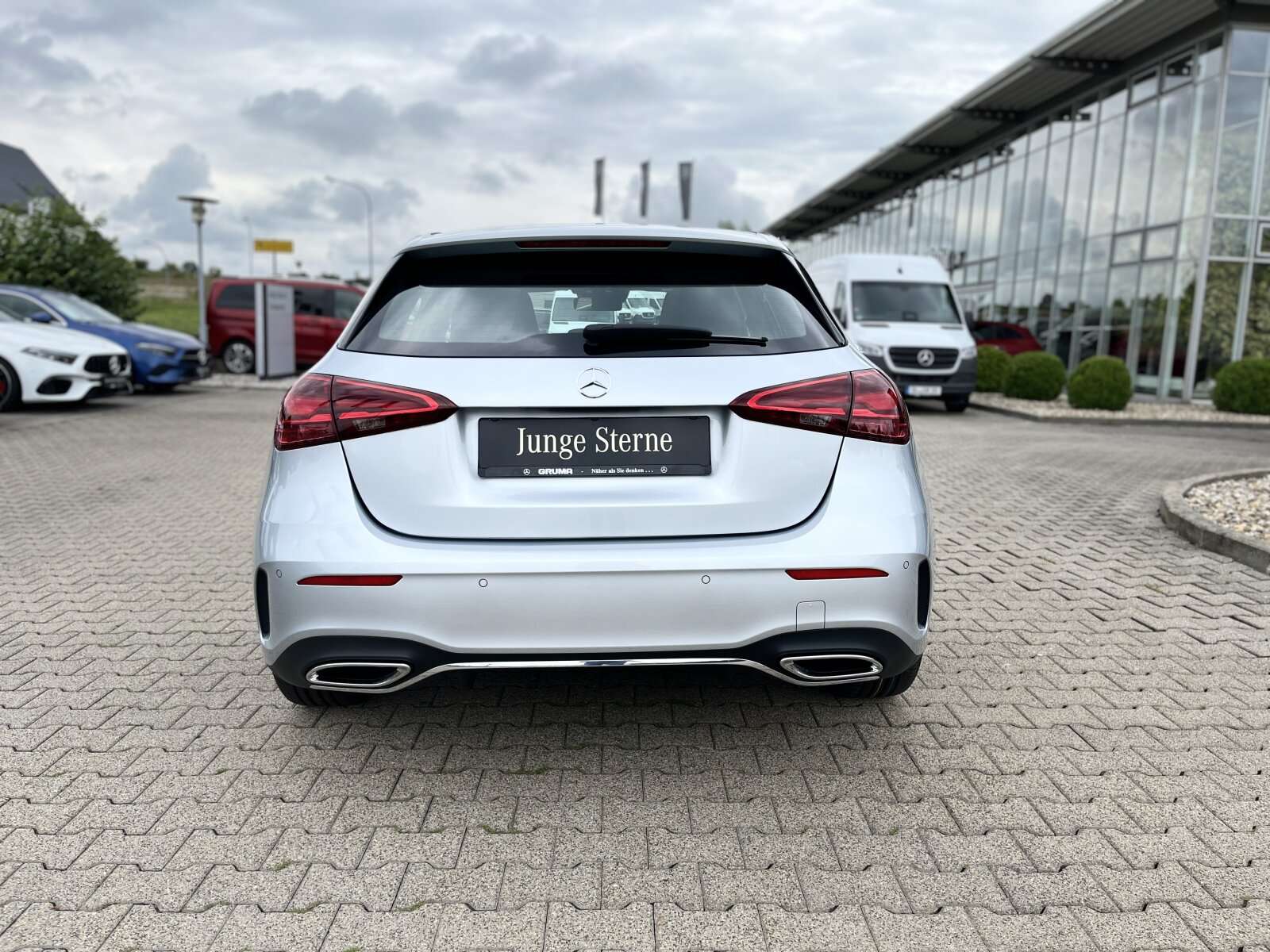 Mercedes-Benz A 220