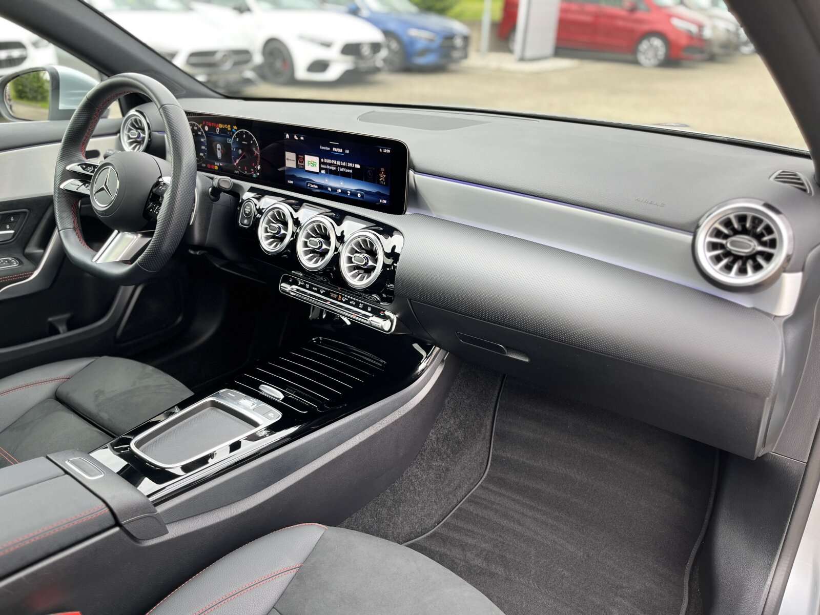 Mercedes-Benz A 220