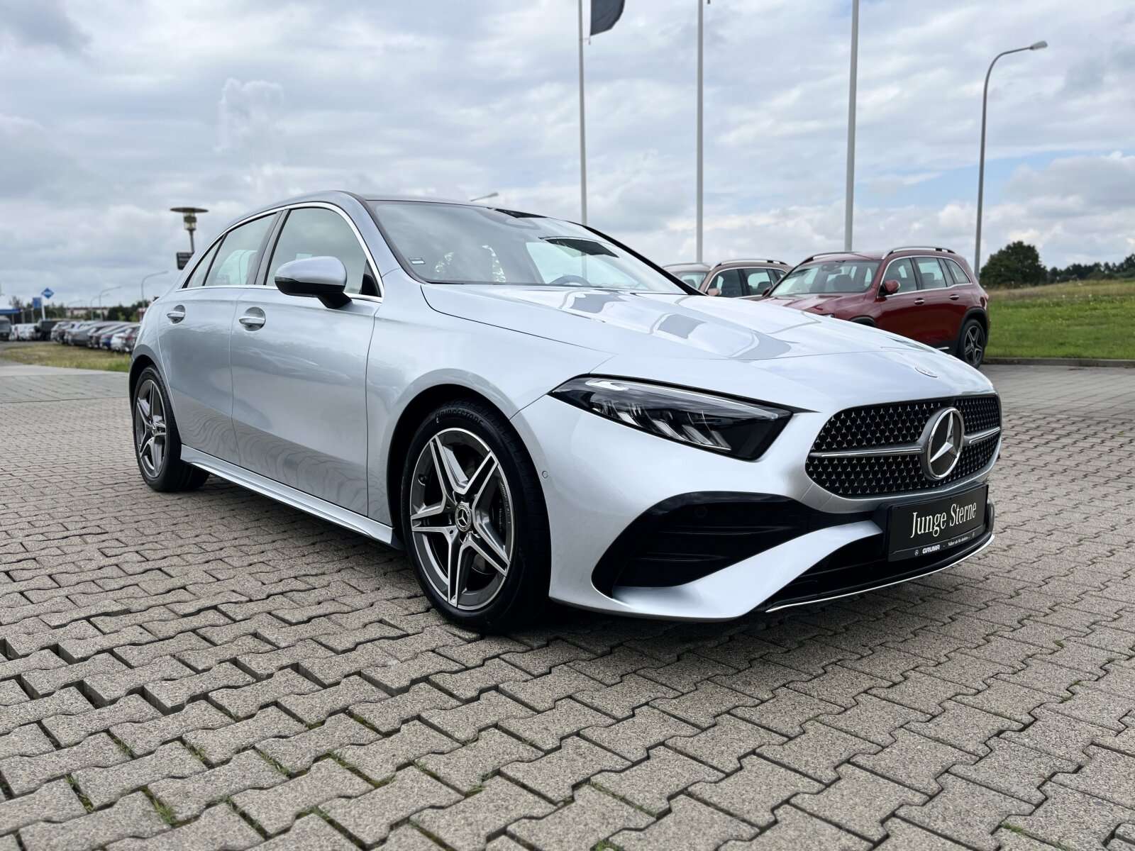 Mercedes-Benz A 220