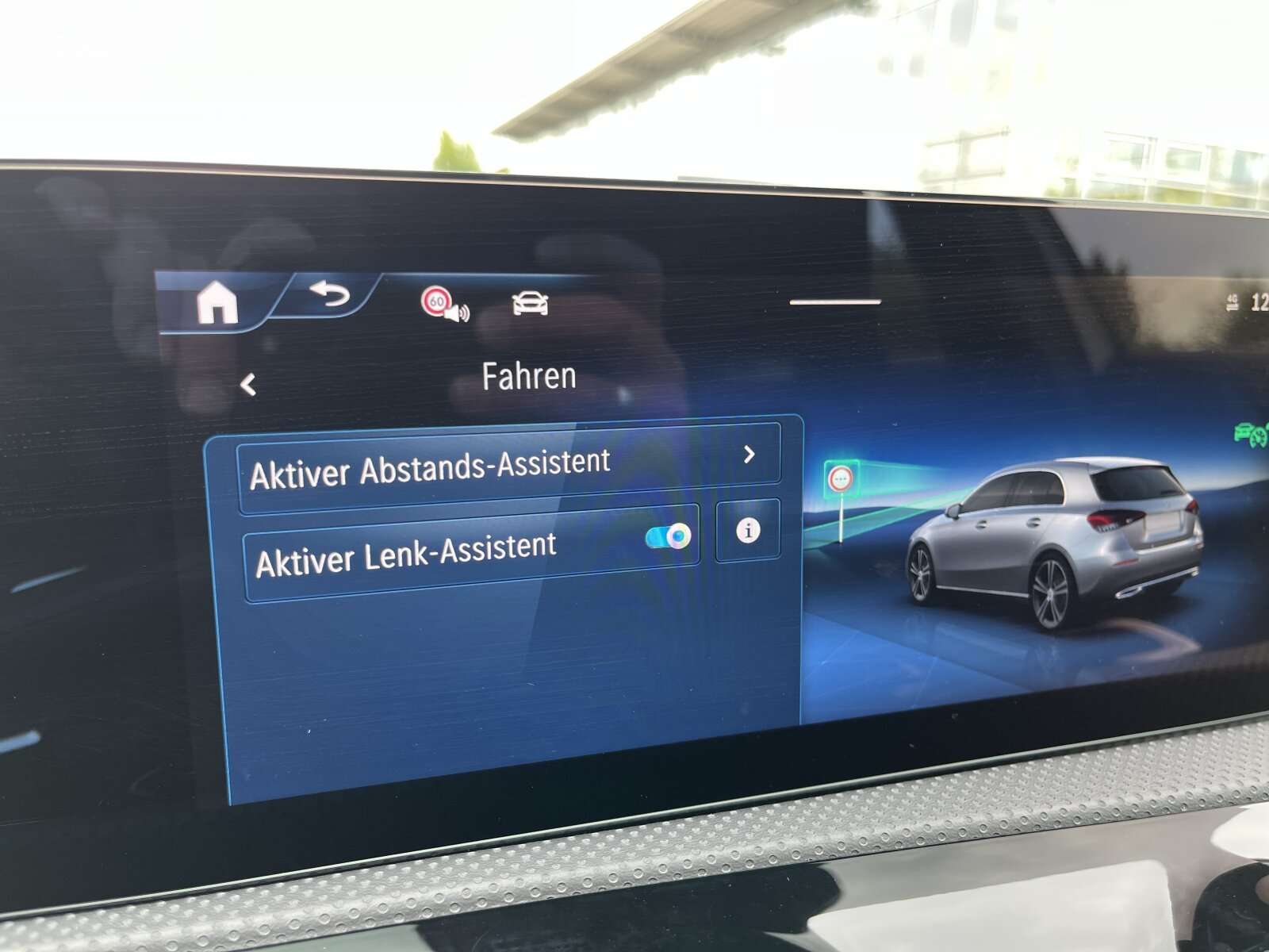 Mercedes-Benz A 220