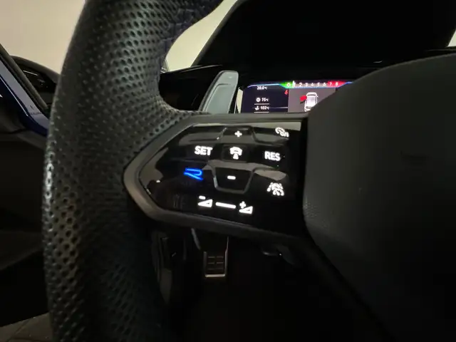 Volkswagen Golf view 15