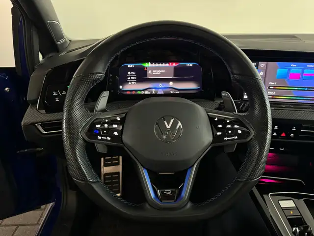 Volkswagen Golf view 13