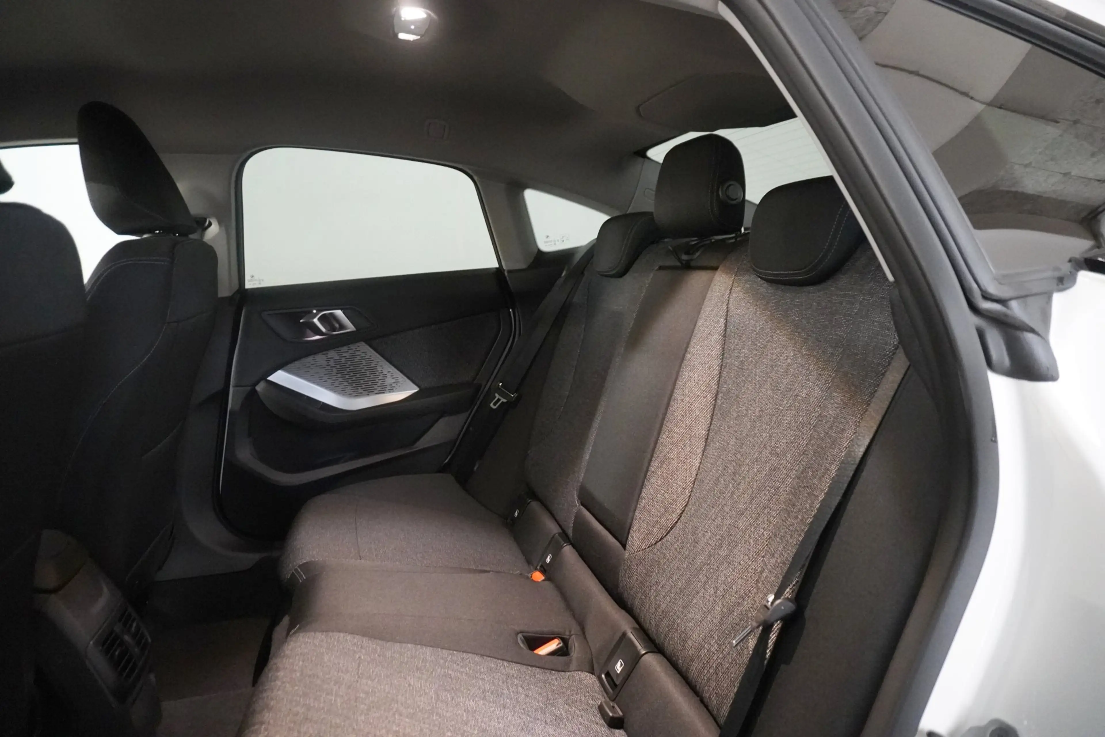 BMW 216 i — photo 9