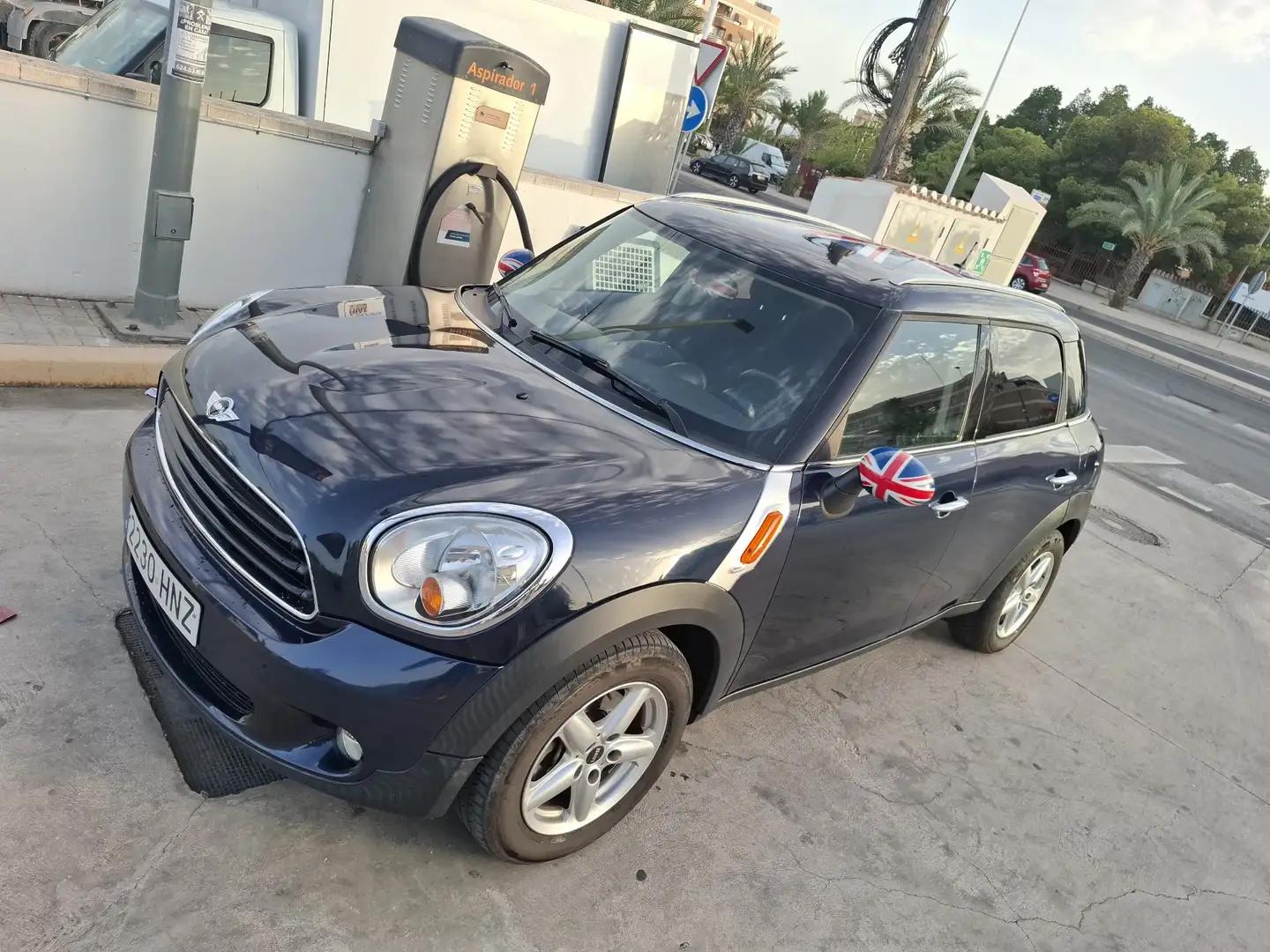 MINI Countryman D - 1
