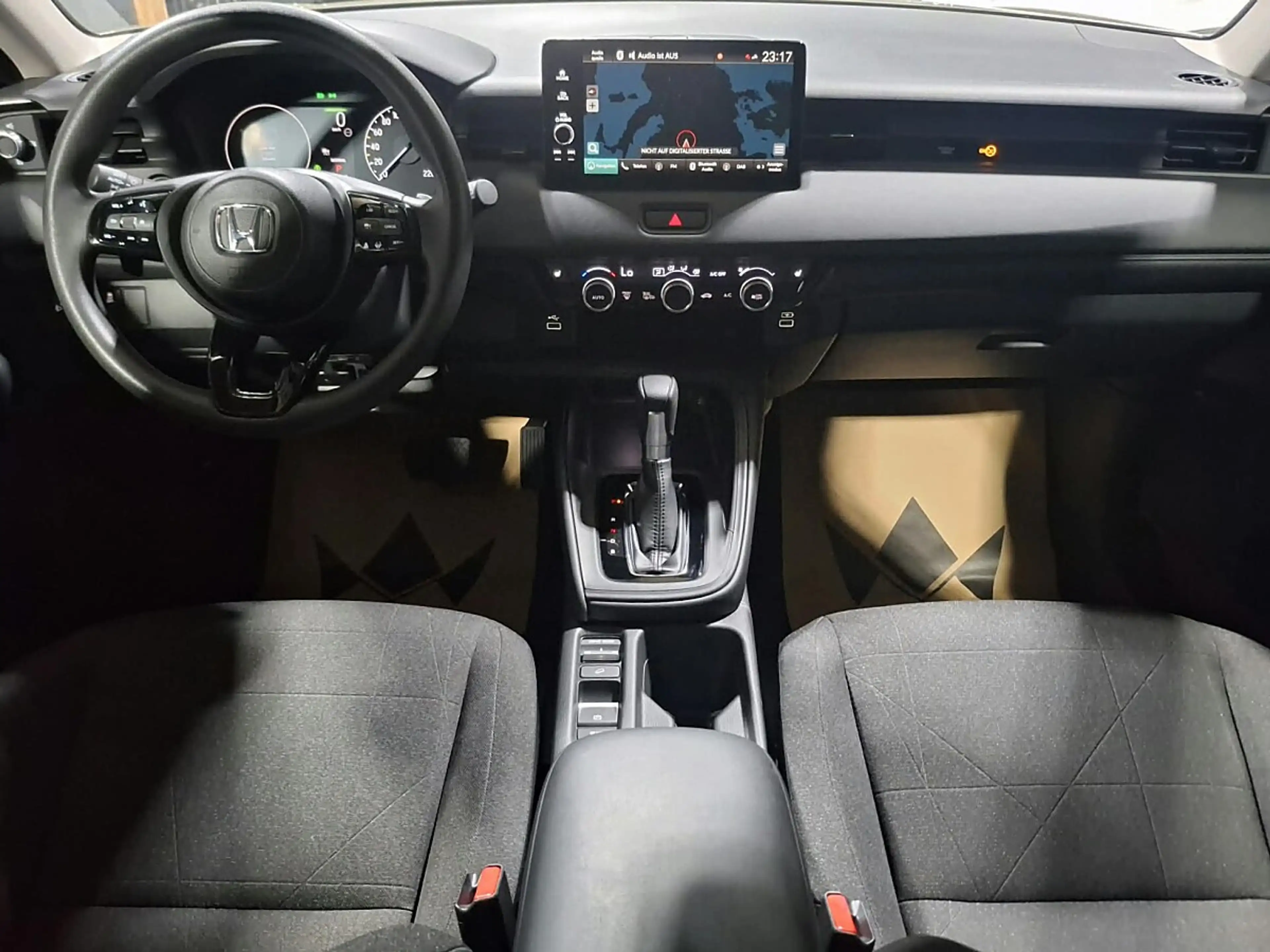 Honda HR-V 1,5 i-MMD Hybrid 2WD Elegance Aut. — photo 13