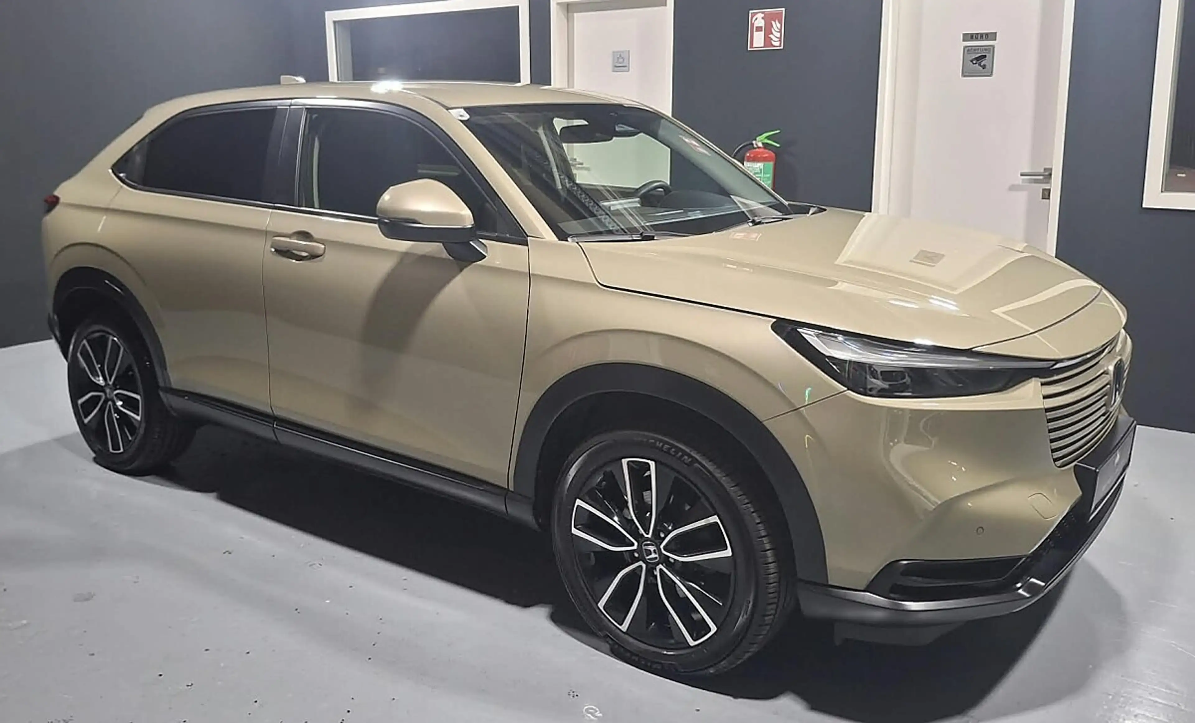 Honda HR-V 1,5 i-MMD Hybrid 2WD Elegance Aut. — photo 7