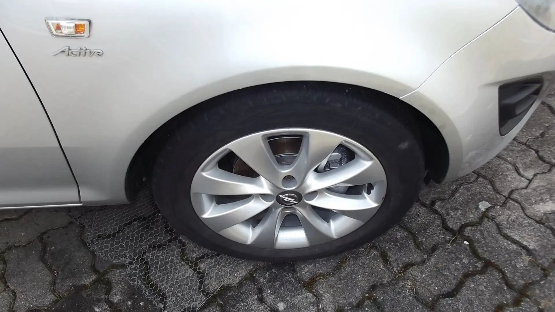 Opel Corsa D Active,Sitzheizung v.Klimaautomatik, Silber - 2