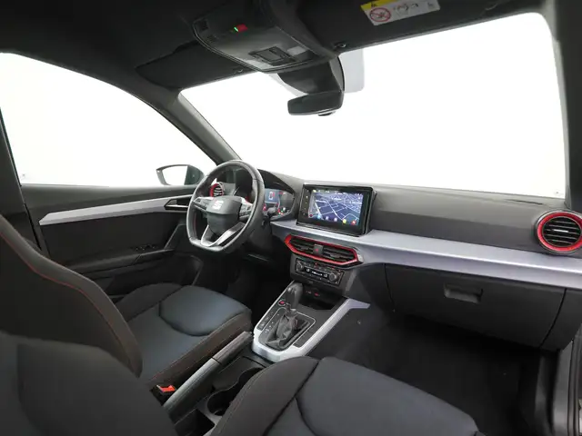 SEAT Arona view 2