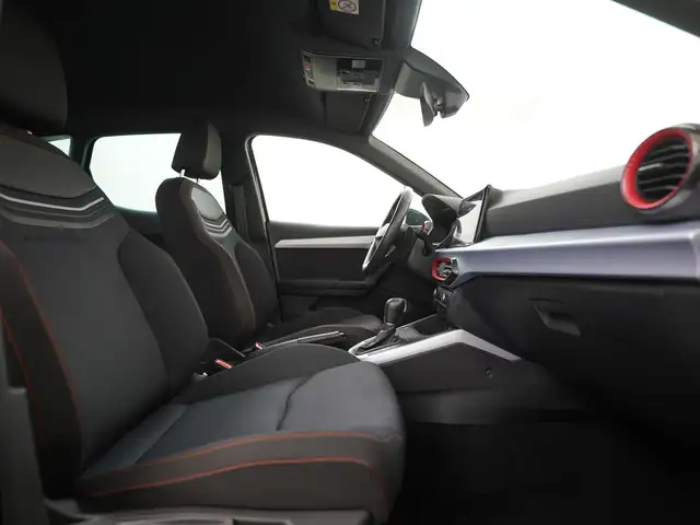 SEAT Arona view 3