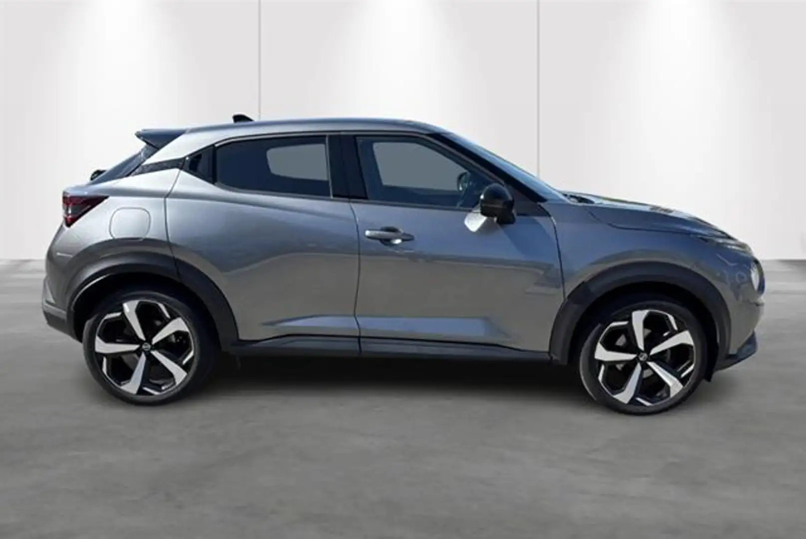 Nissan Juke 1.0 DIG-T 117 Tekna Sound And ride Pack, verwarmde Grijs - 2