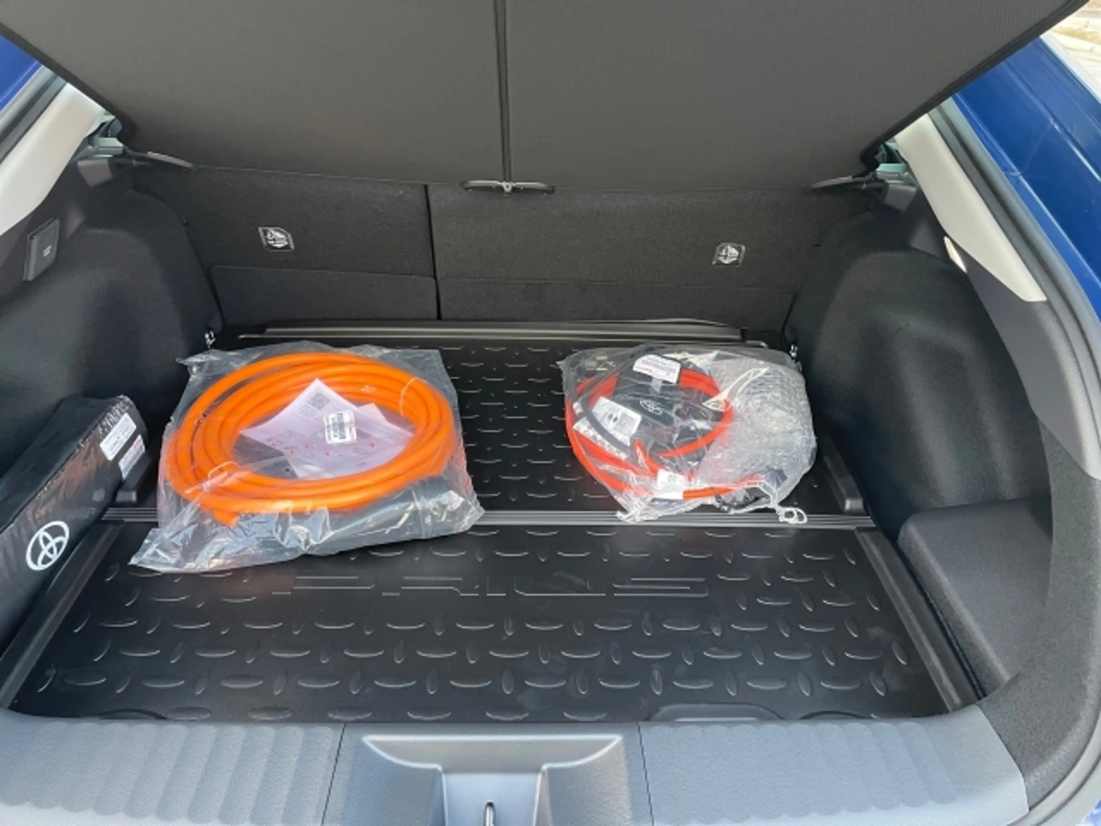 Toyota Prius PRIUS PlugIn Hybrid — photo 12