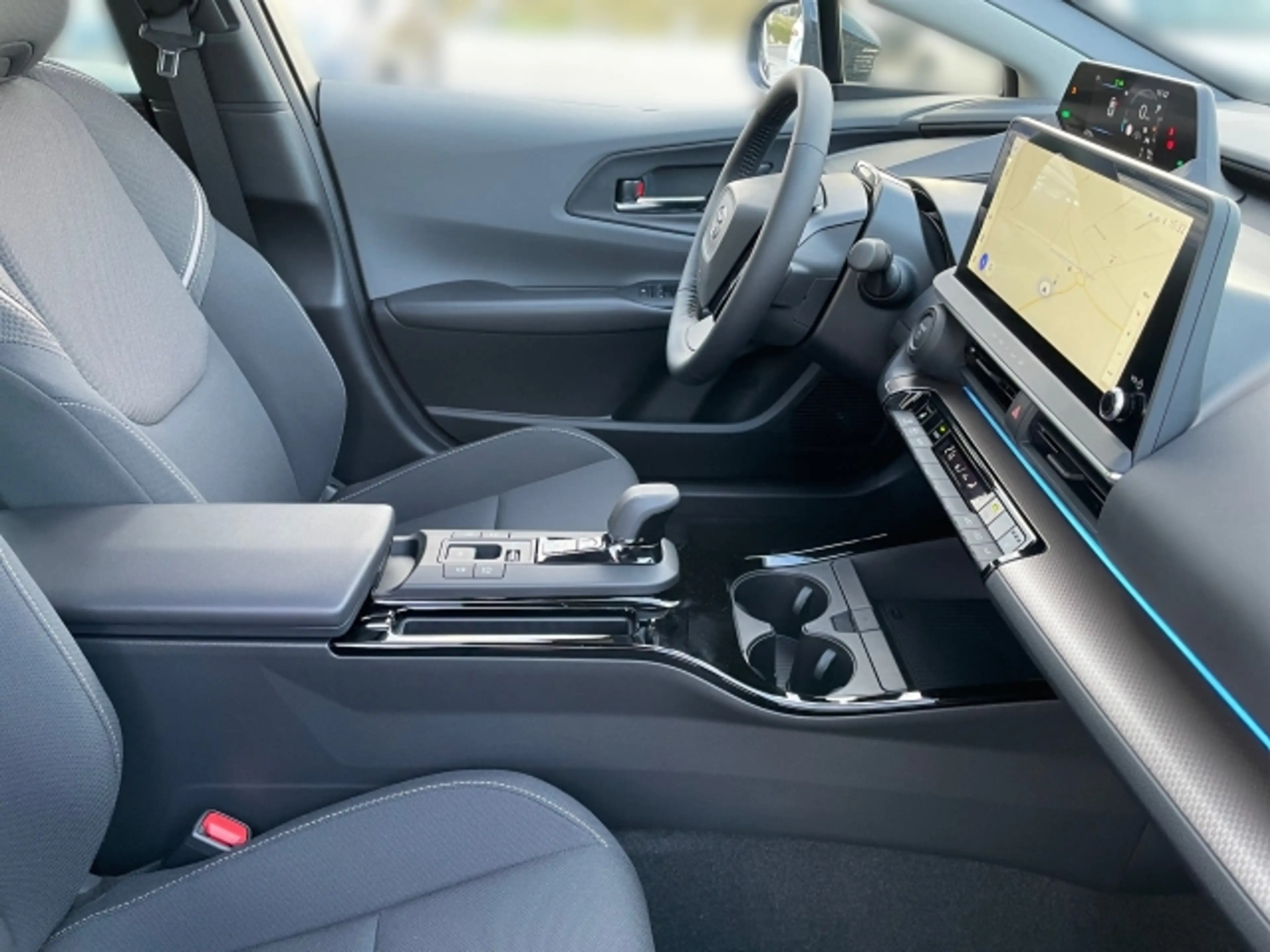 Toyota Prius PRIUS PlugIn Hybrid — photo 15