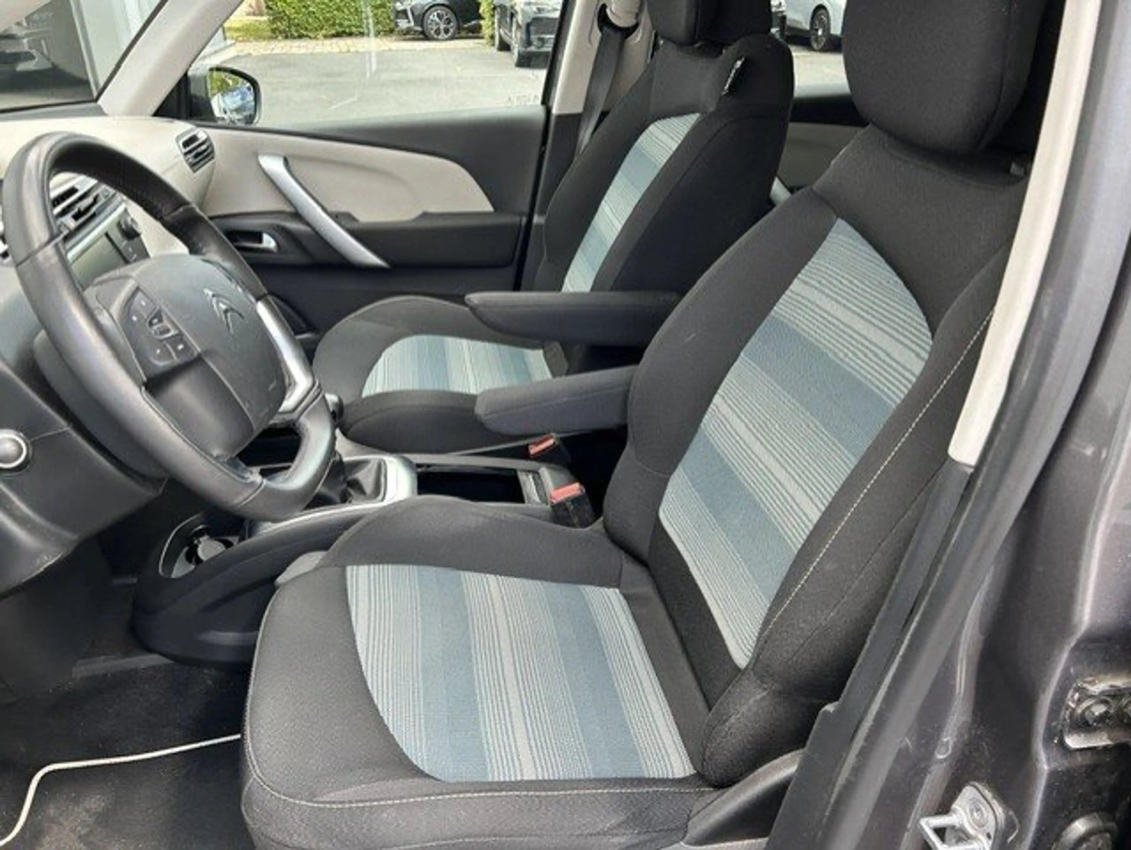 Citroen C4 Picasso 1.6 BlueHDi Rip Curl — photo 11
