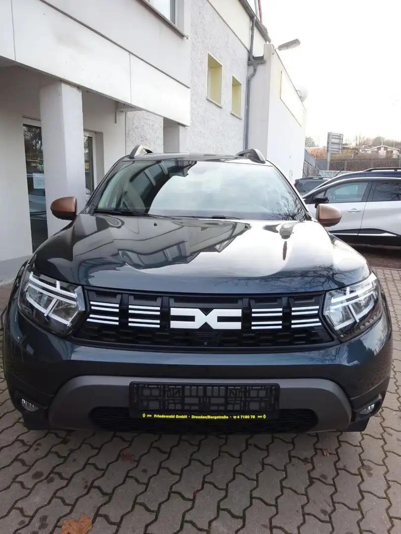 Dacia Duster Extreme TCe150 2WD Mult-View+Navi+SiHZ Grau - 2