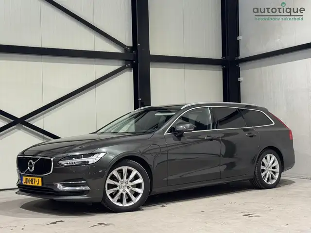 Volvo V90 2.0 T8 AWD Momentum Pro Aut. | leder | navi | pilo