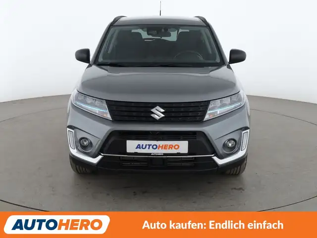 Suzuki Vitara view 9