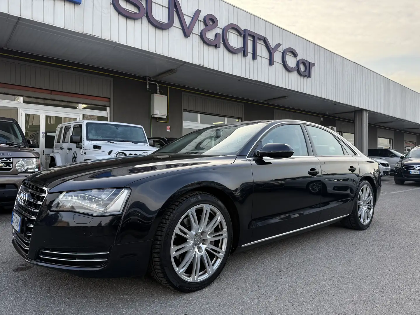 Audi A8 3.0 V6 tdi quattro tiptronic Noir - 1
